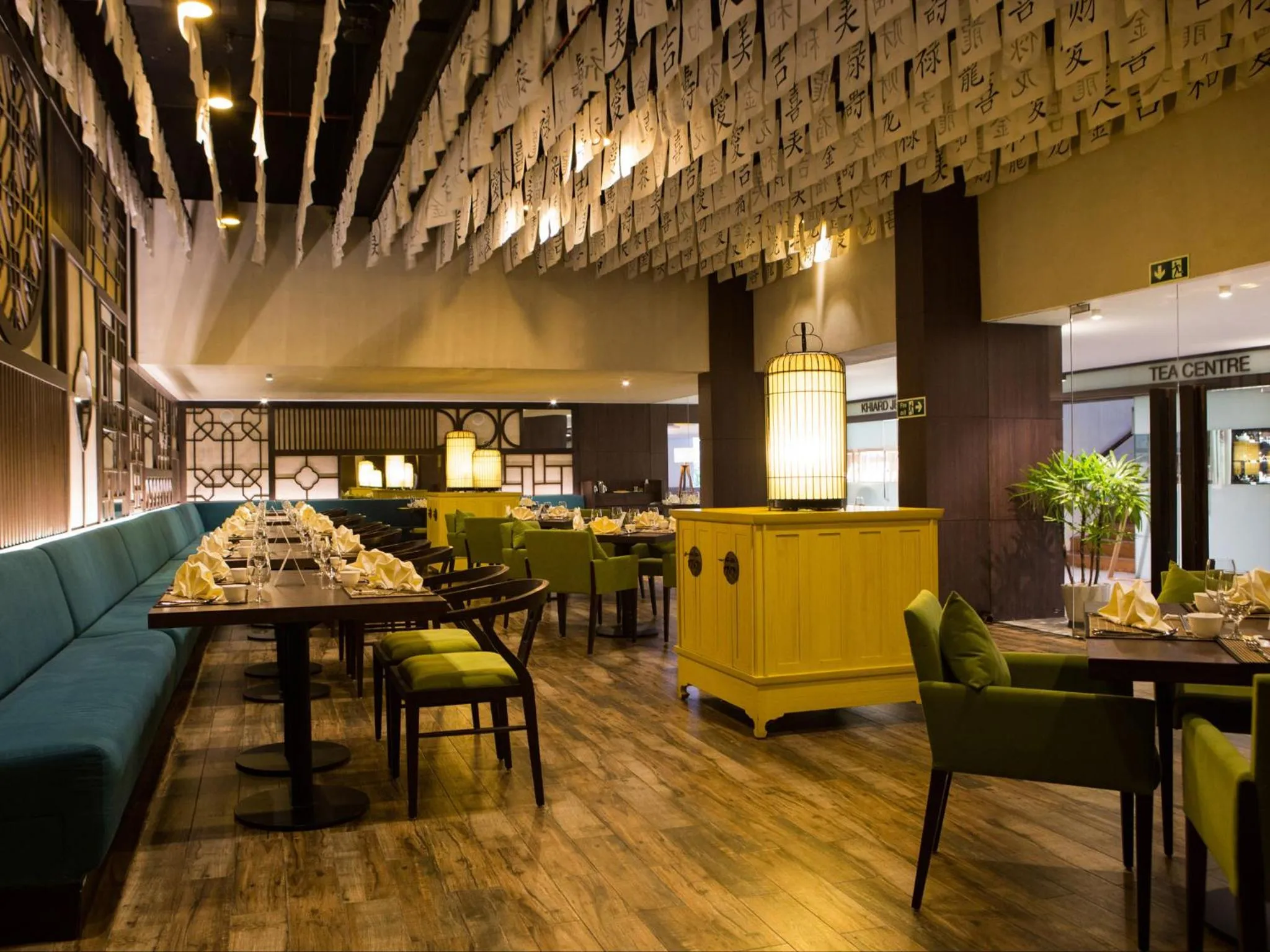 Restaurant/places to eat in Vivanta Colombo, Airport Garden