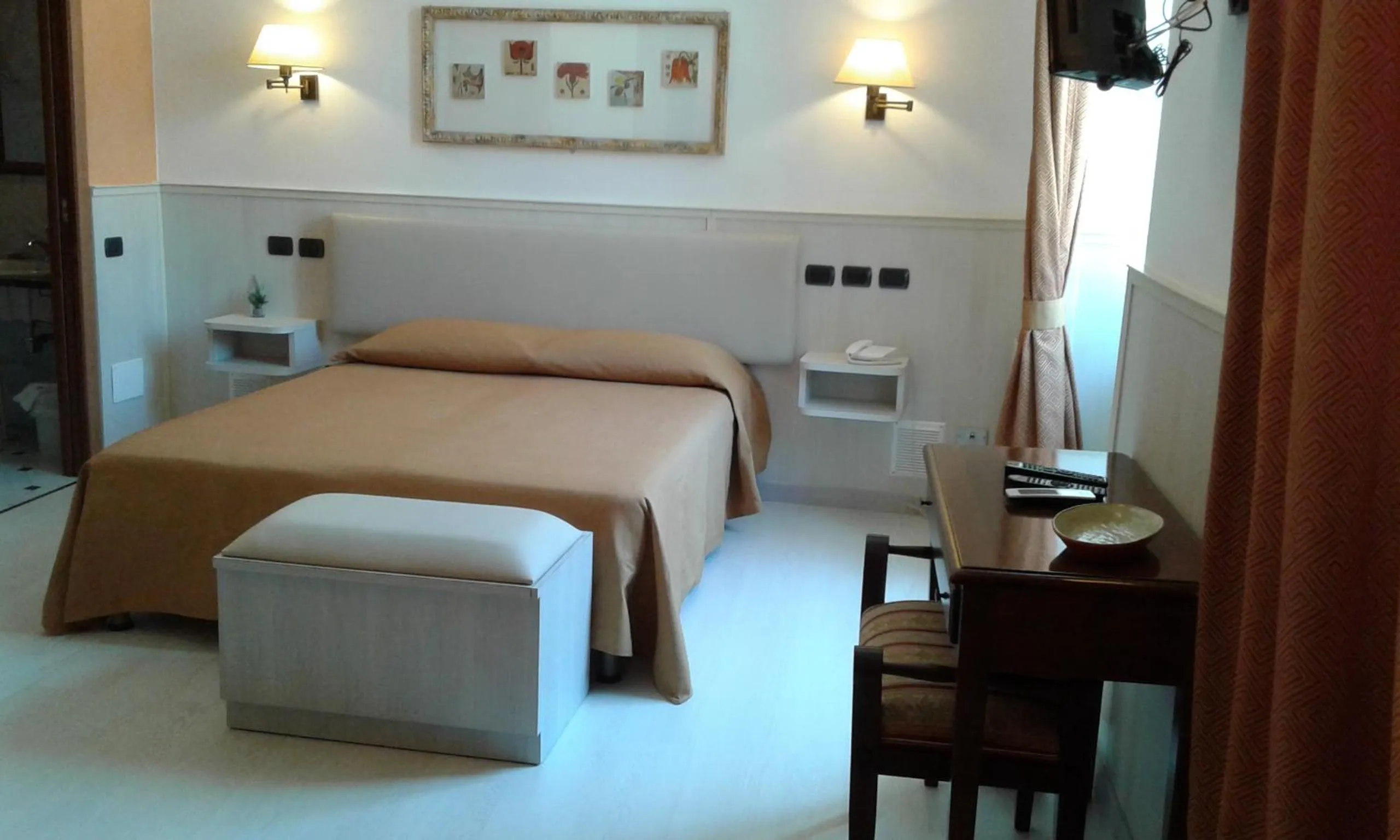 Photo of the whole room, Bed in Stella Della Marina