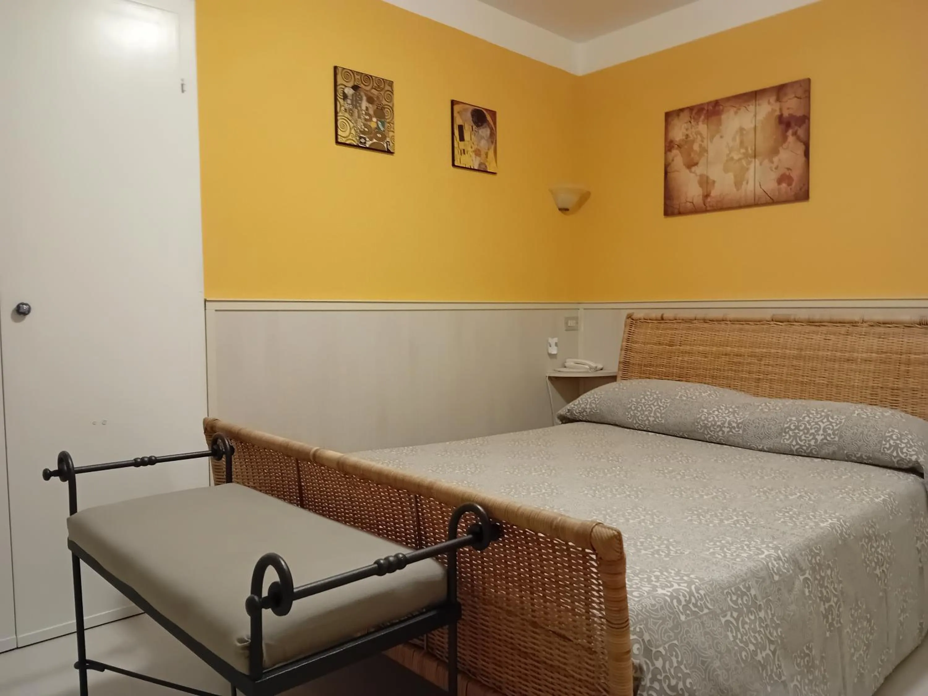 Bed in Stella Della Marina