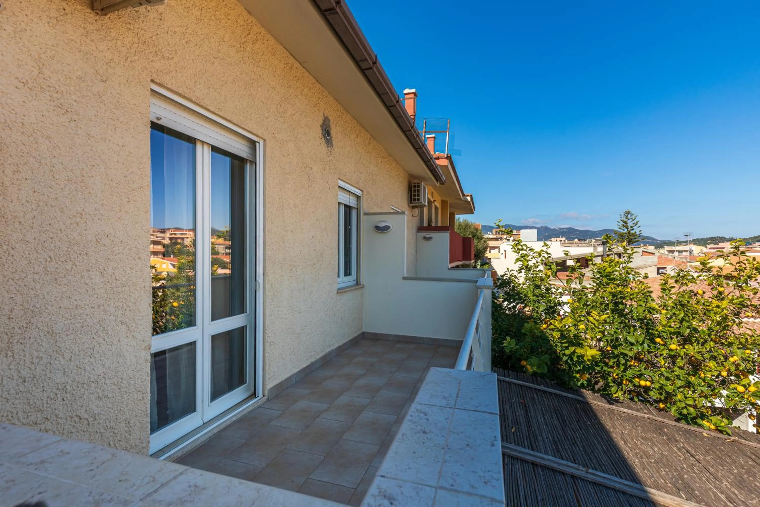 Internal: Not applicable to any particular room in Casa Tacconi