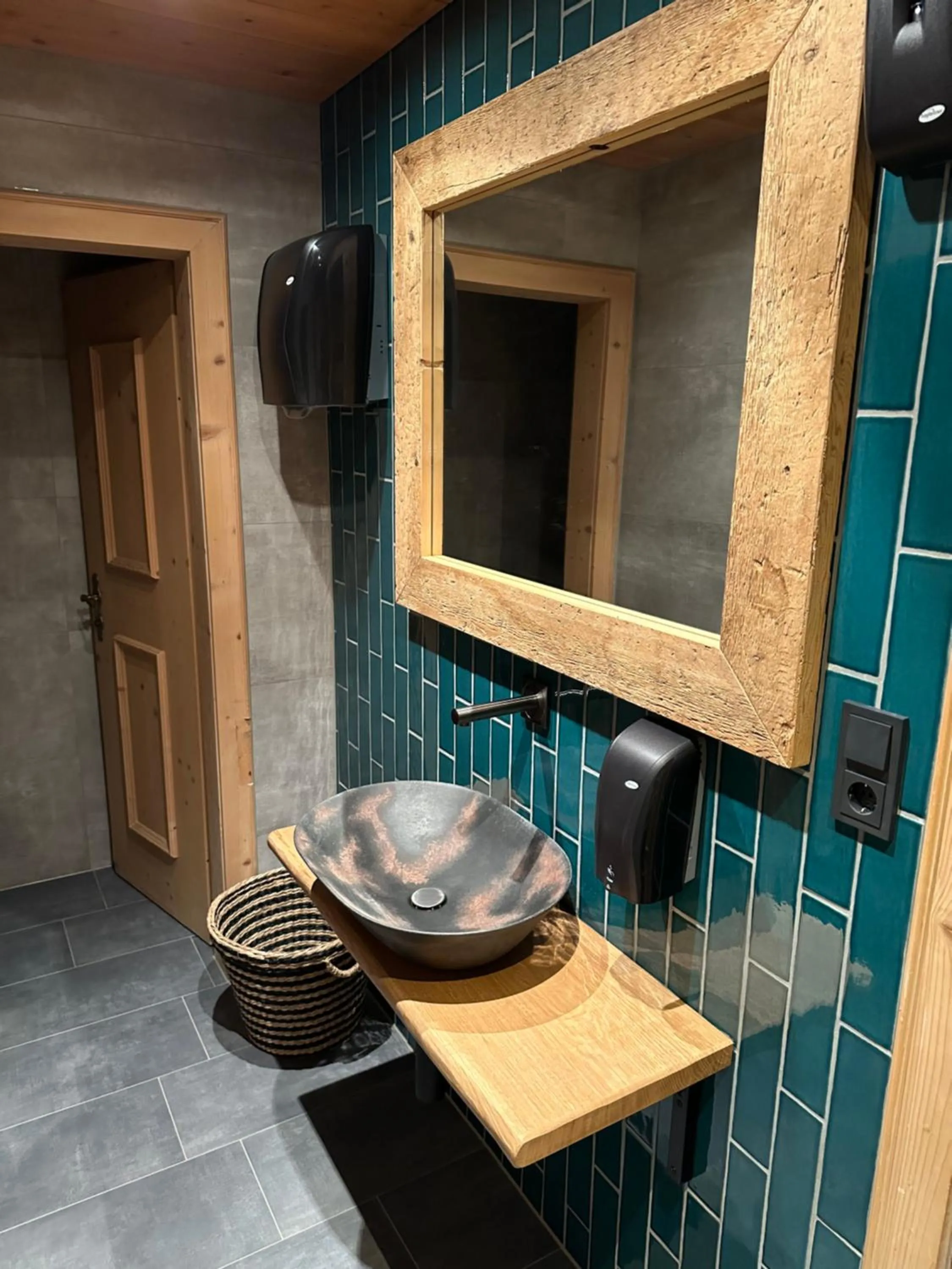 Toilet in Hotel Ehrwalderhof