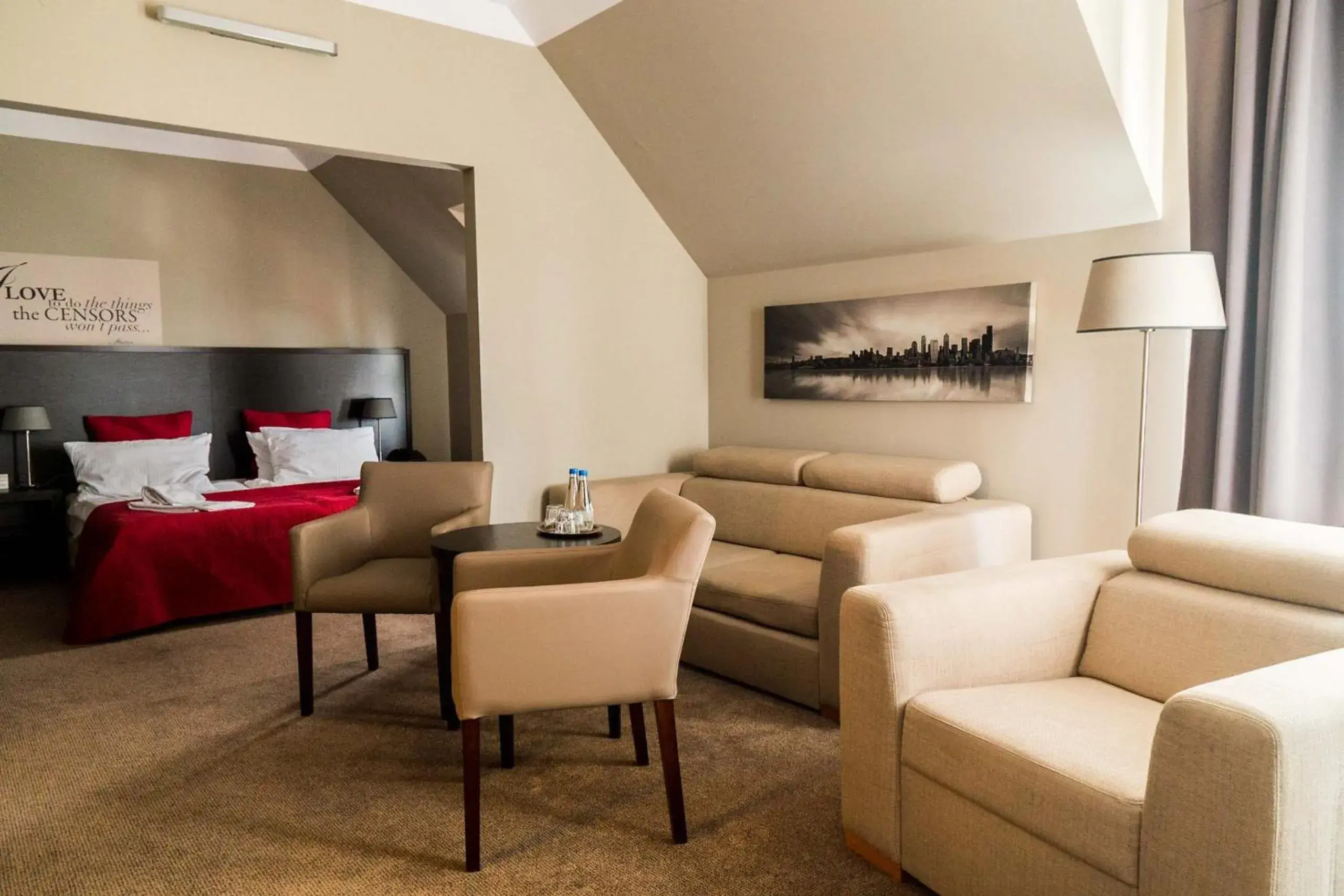 Deluxe Double or Twin Room in Comm Hotel Poznań Airport Deluxe Double or Twin Room in Comm Hotel Poznań Airport