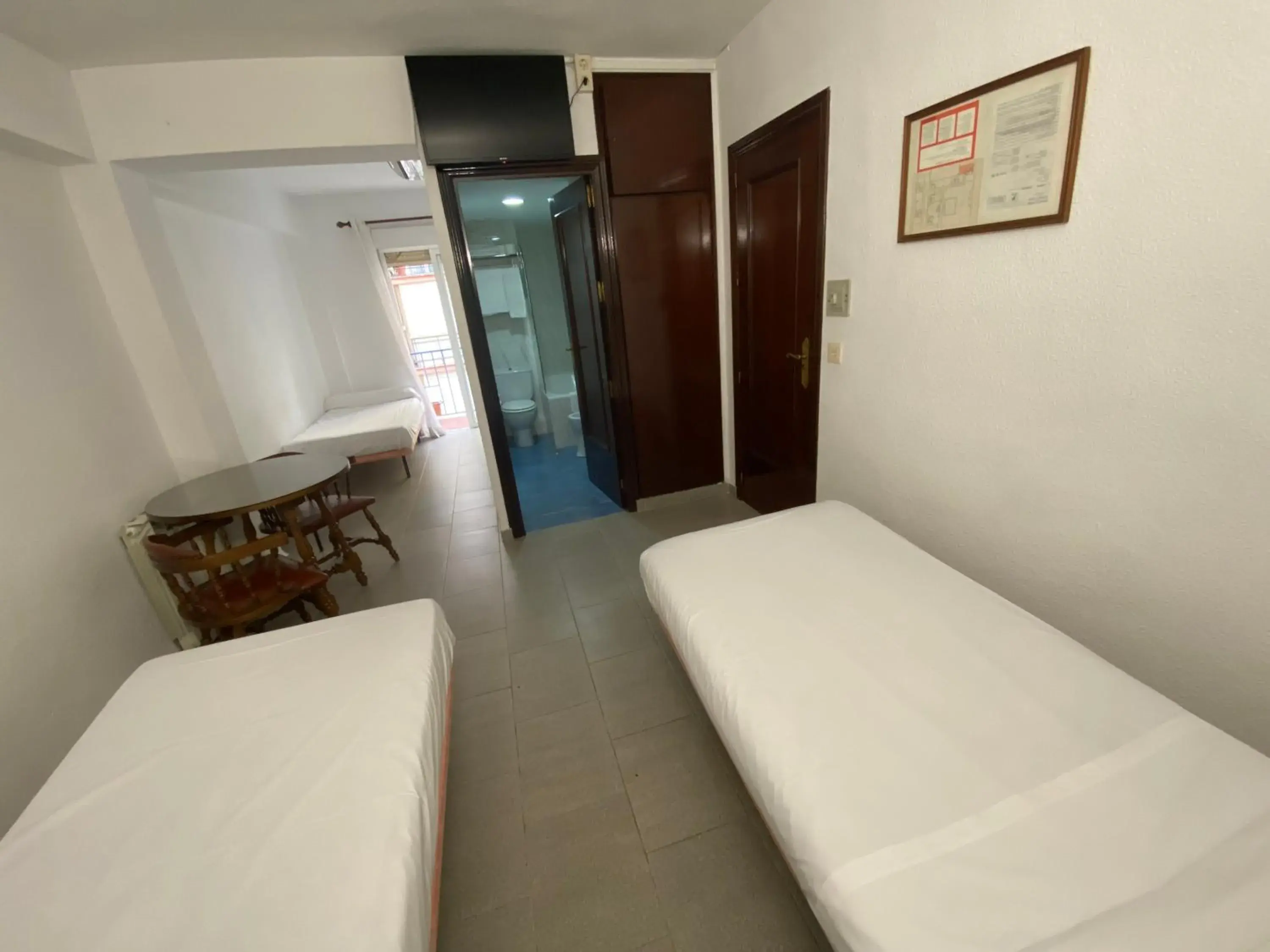 Triple Room in Pensión Eurosol Triple Room in Pensión Eurosol