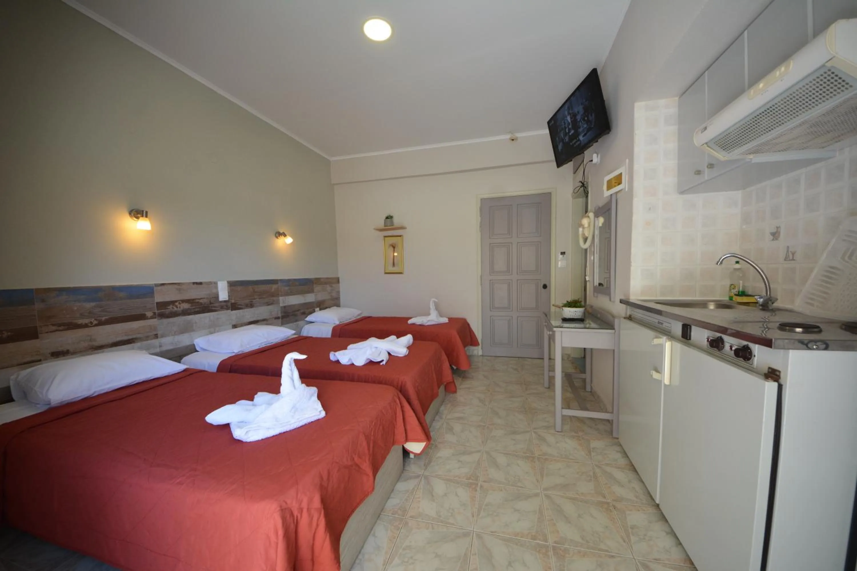 Bed in Bikakis Family Apartments