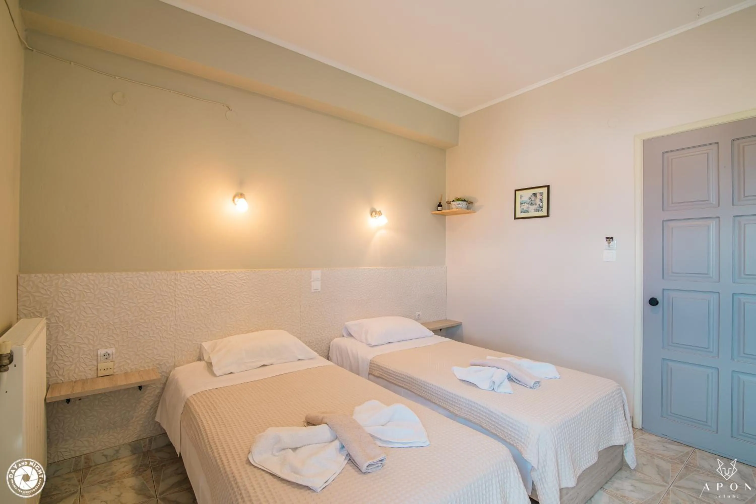 Bed in Bikakis Family Apartments