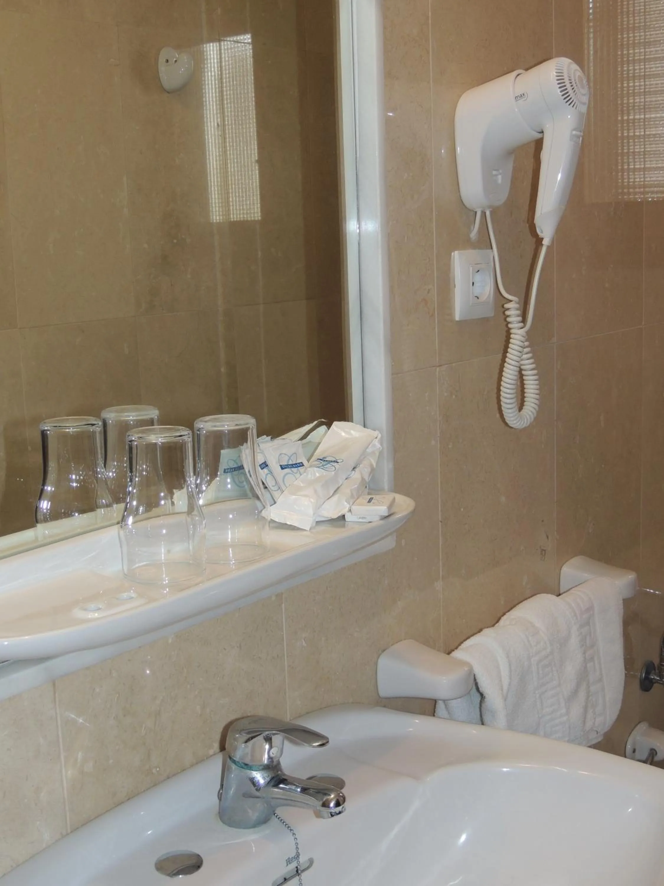 Bathroom in Hotel Chipiona