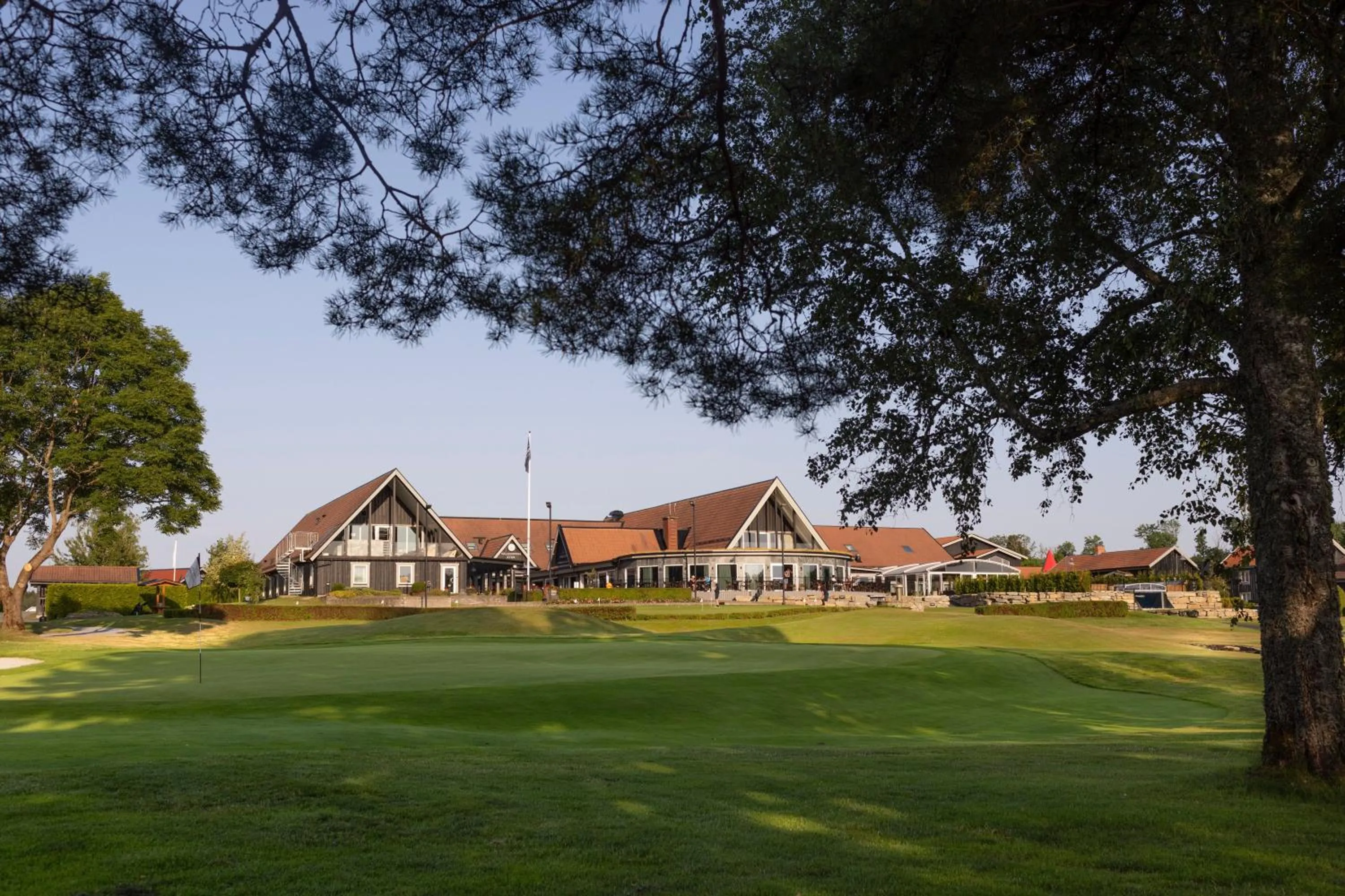 Property building in Lannalodge