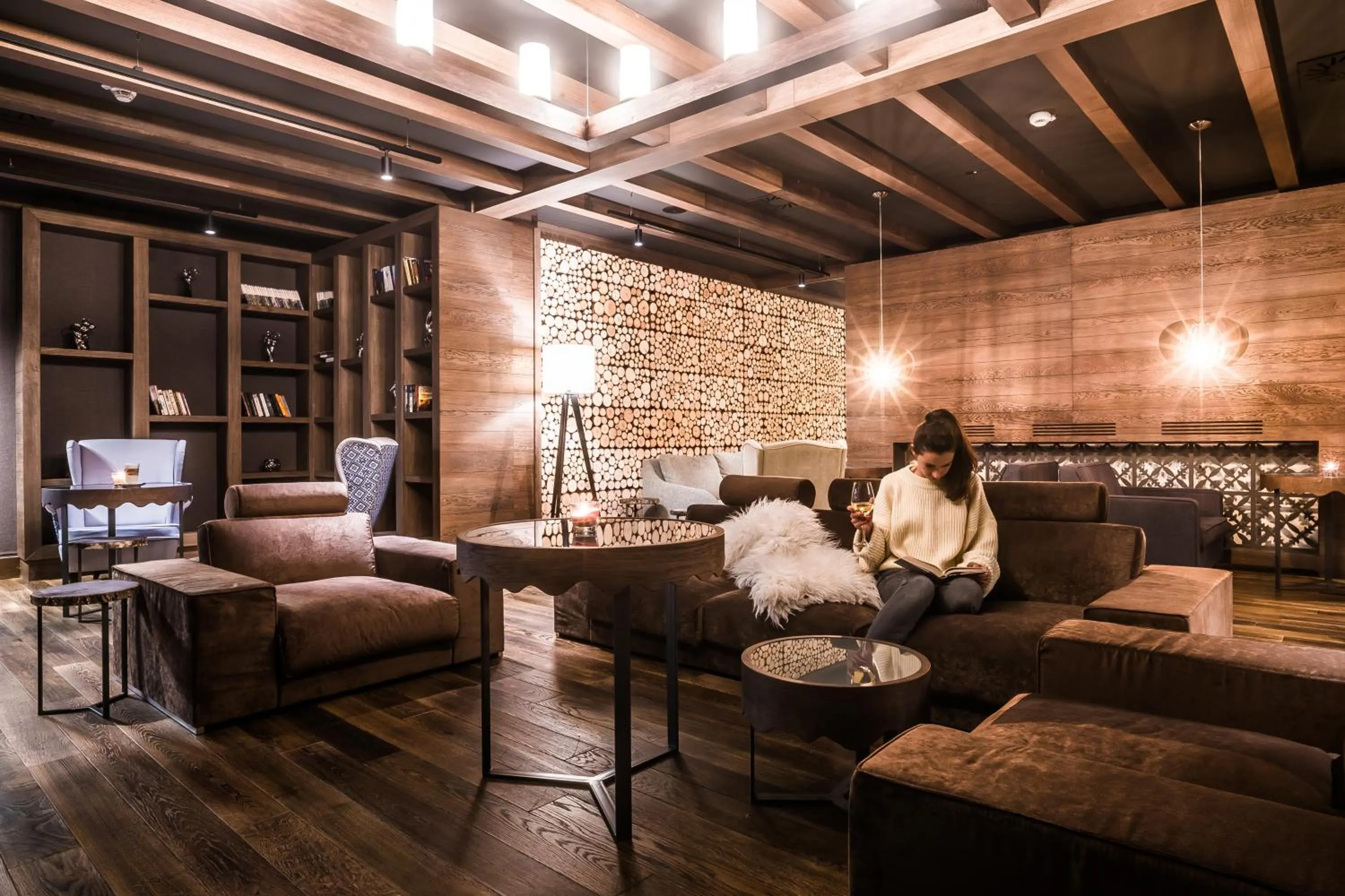 Communal lounge/ TV room in Rezydencja NOVA na Gubałówce