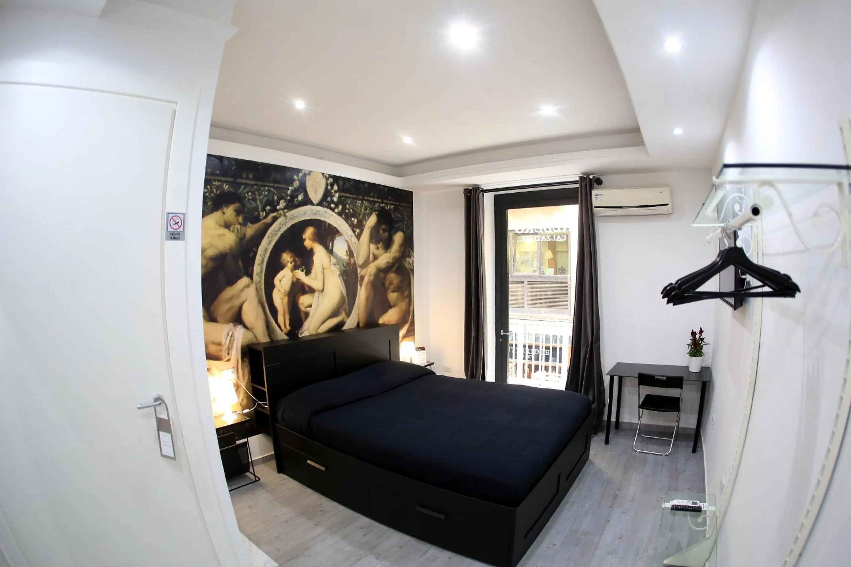 Photo of the whole room, Bed in Cico B&B