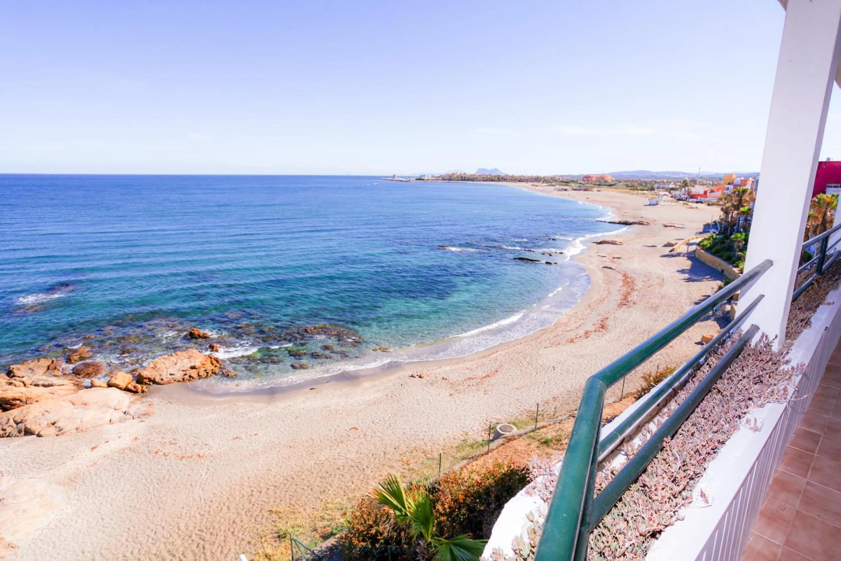 Day in Hotel Patricia