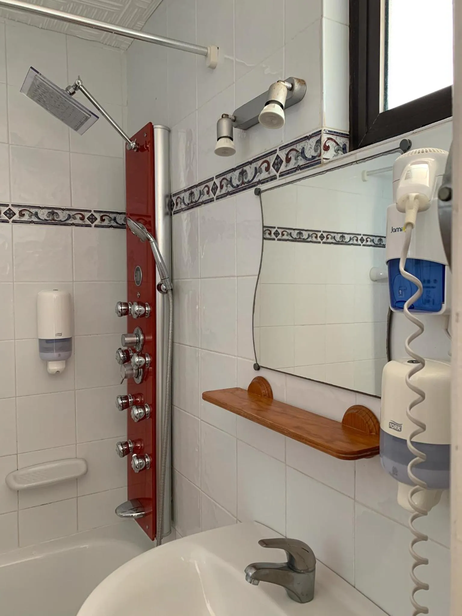 Bathroom in Hotel Patricia