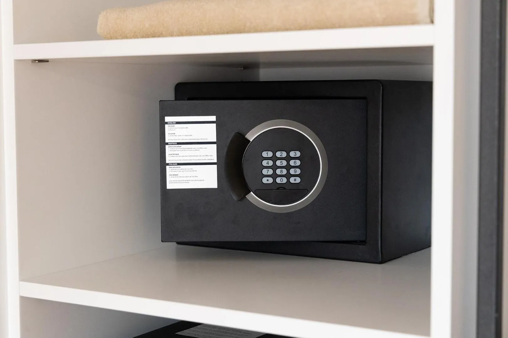 safe in Hotel Kristal Palace - Tonelli Hotels - Adult Friendly