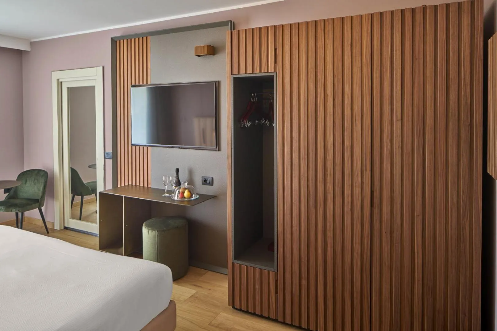 Bedroom, Bed in Hotel Kristal Palace - Tonelli Hotels - Adult Friendly