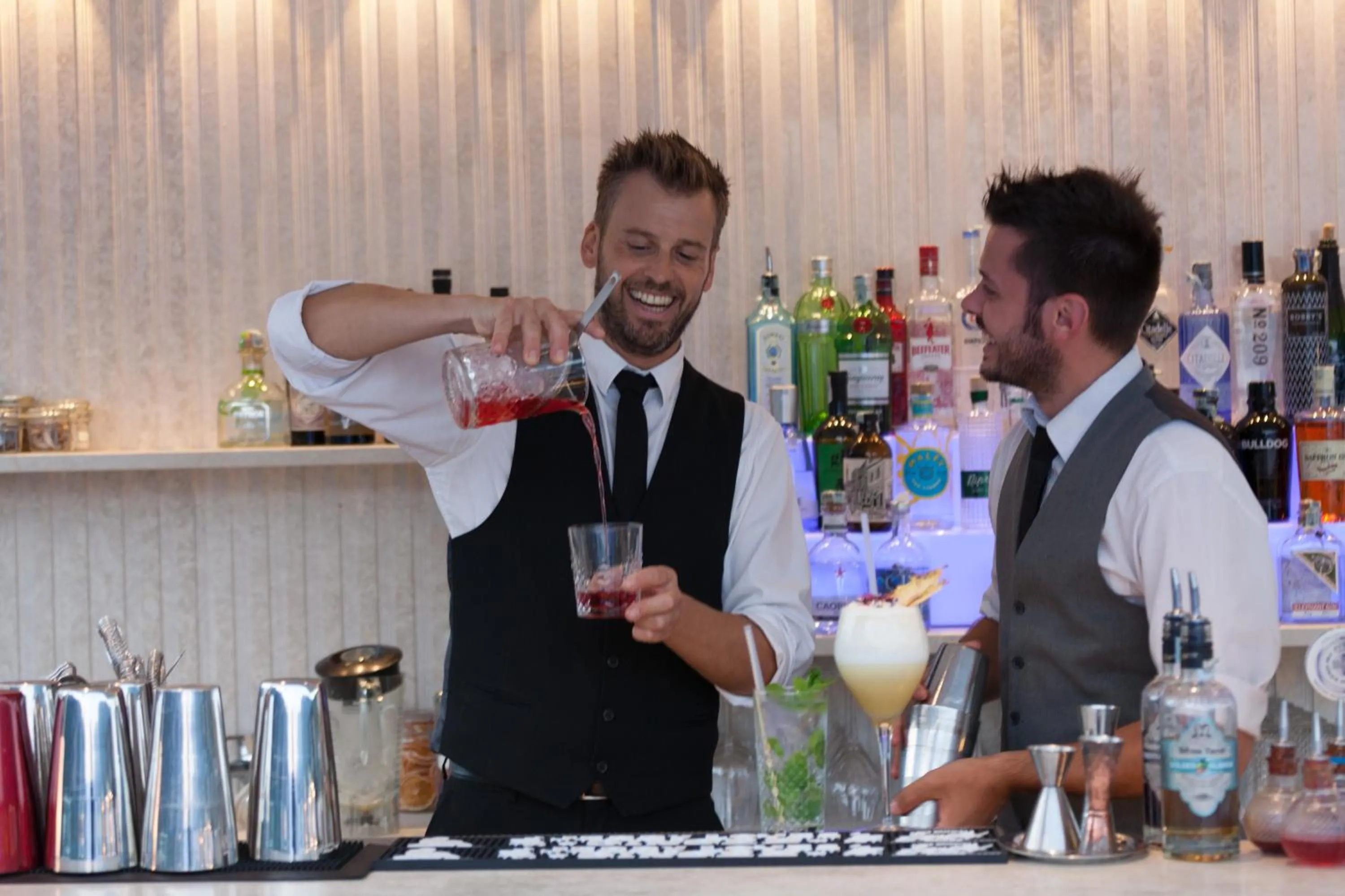 Lounge or bar in Hotel Kristal Palace - Tonelli Hotels - Adult Friendly