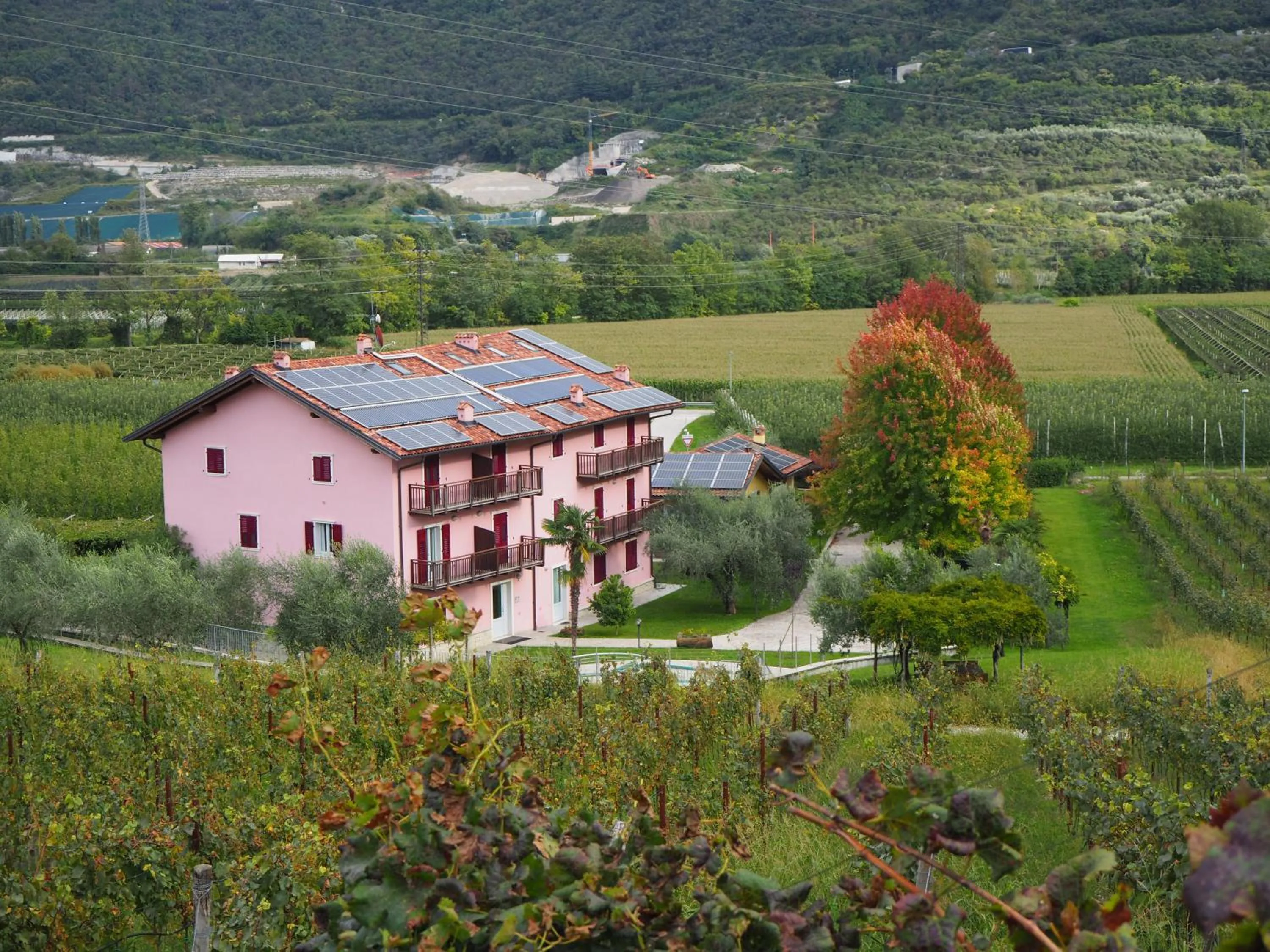 Property building in Residence La Vigna