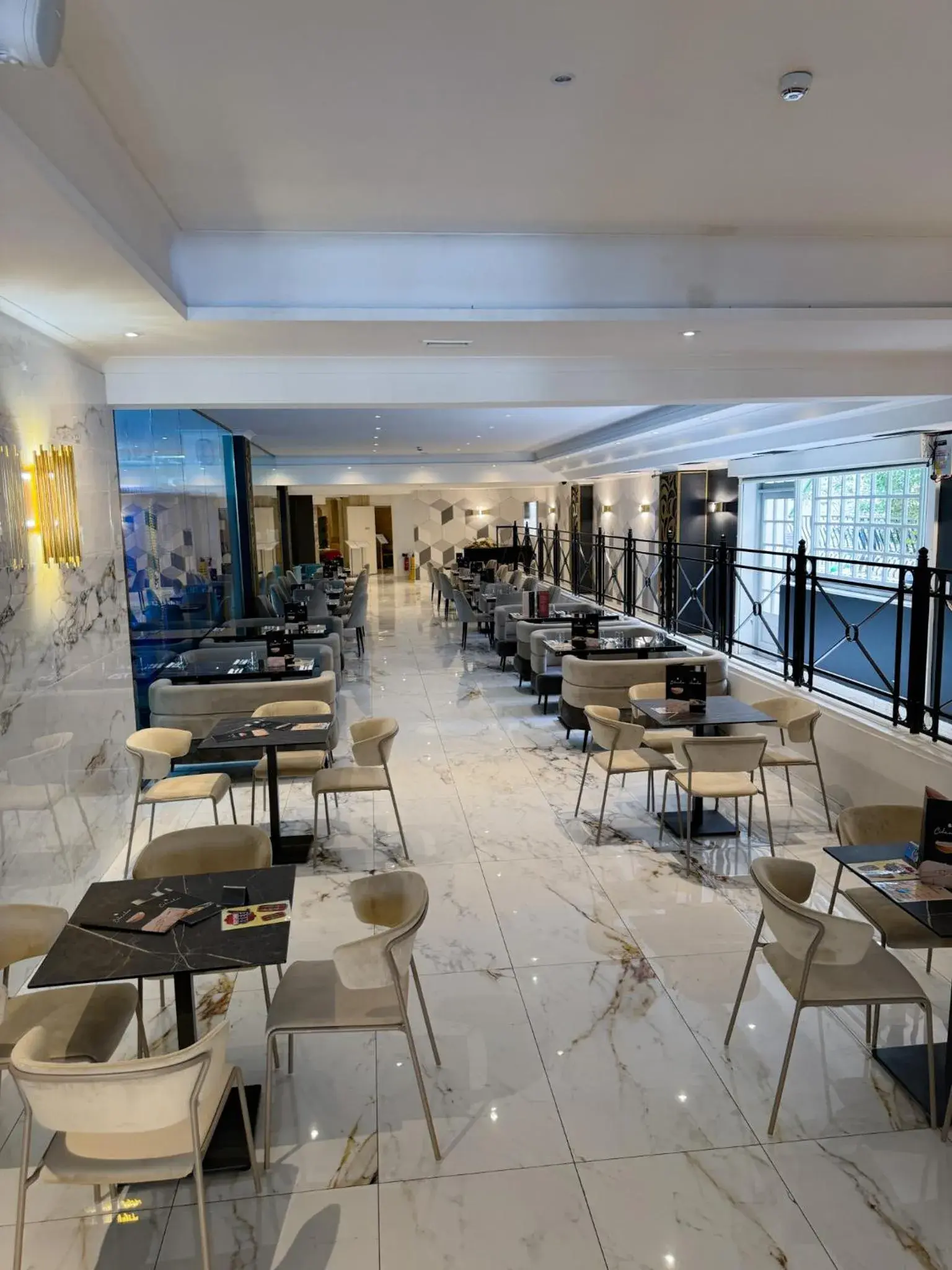 Restaurant/places to eat in Soreda Hotel Restaurant/places to eat in Soreda Hotel