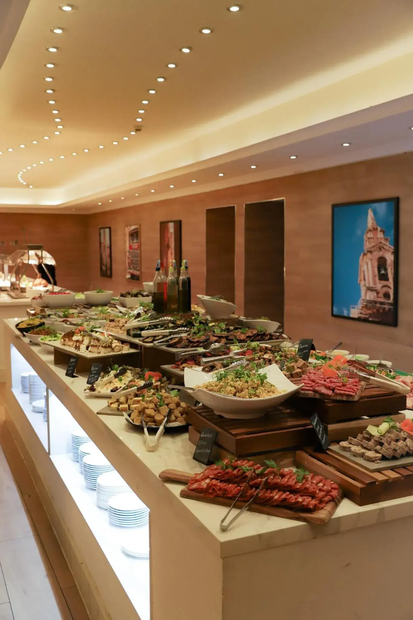 Food and drinks in Soreda Hotel Food and drinks in Soreda Hotel