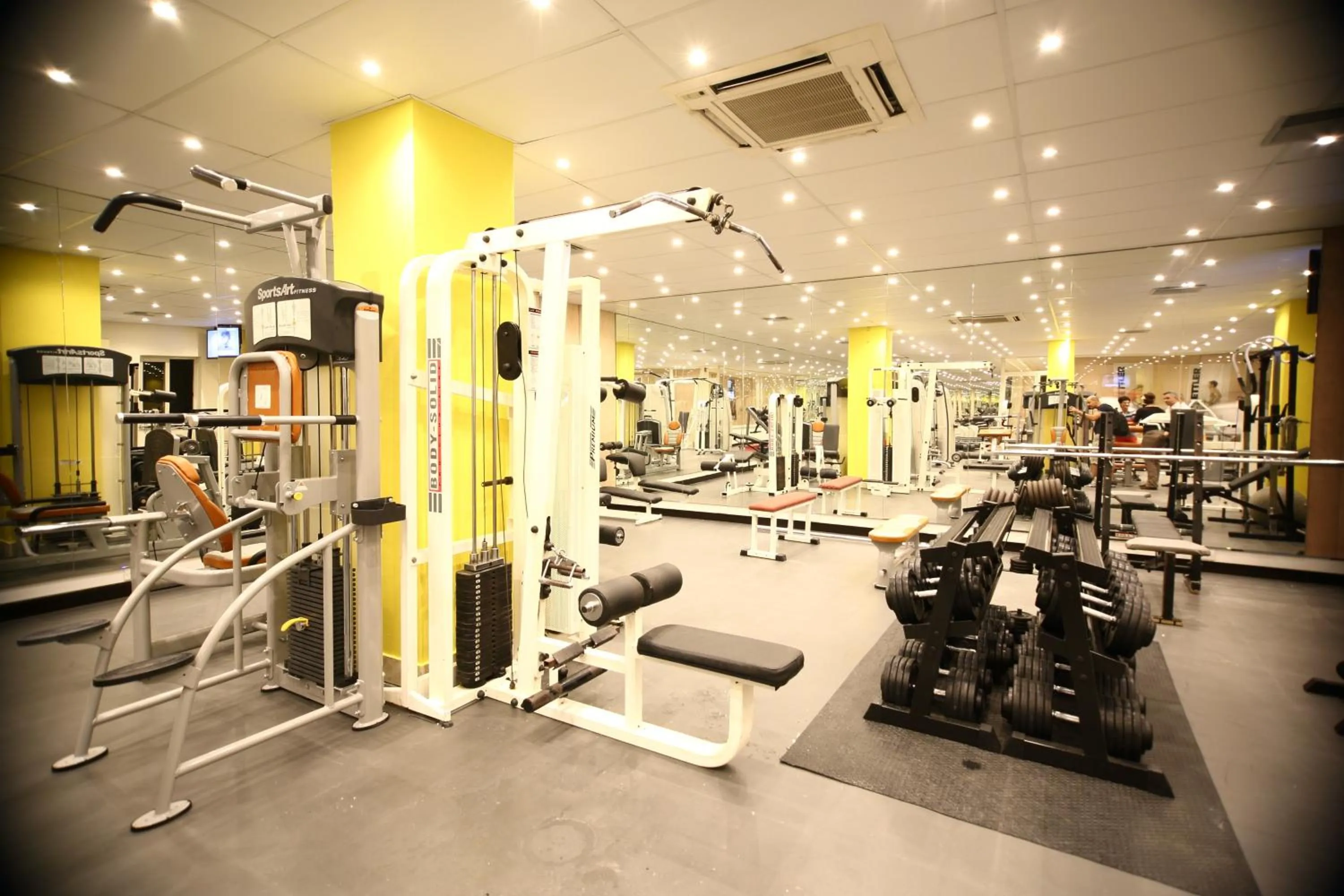 Fitness centre/facilities in Soreda Hotel