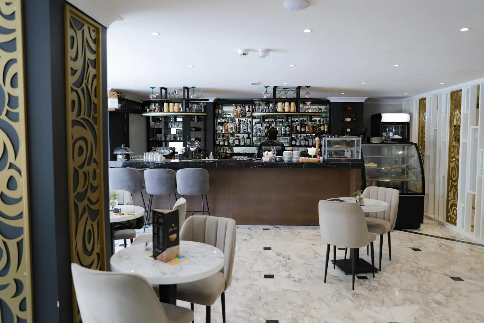Lounge or bar in Soreda Hotel Lounge or bar in Soreda Hotel