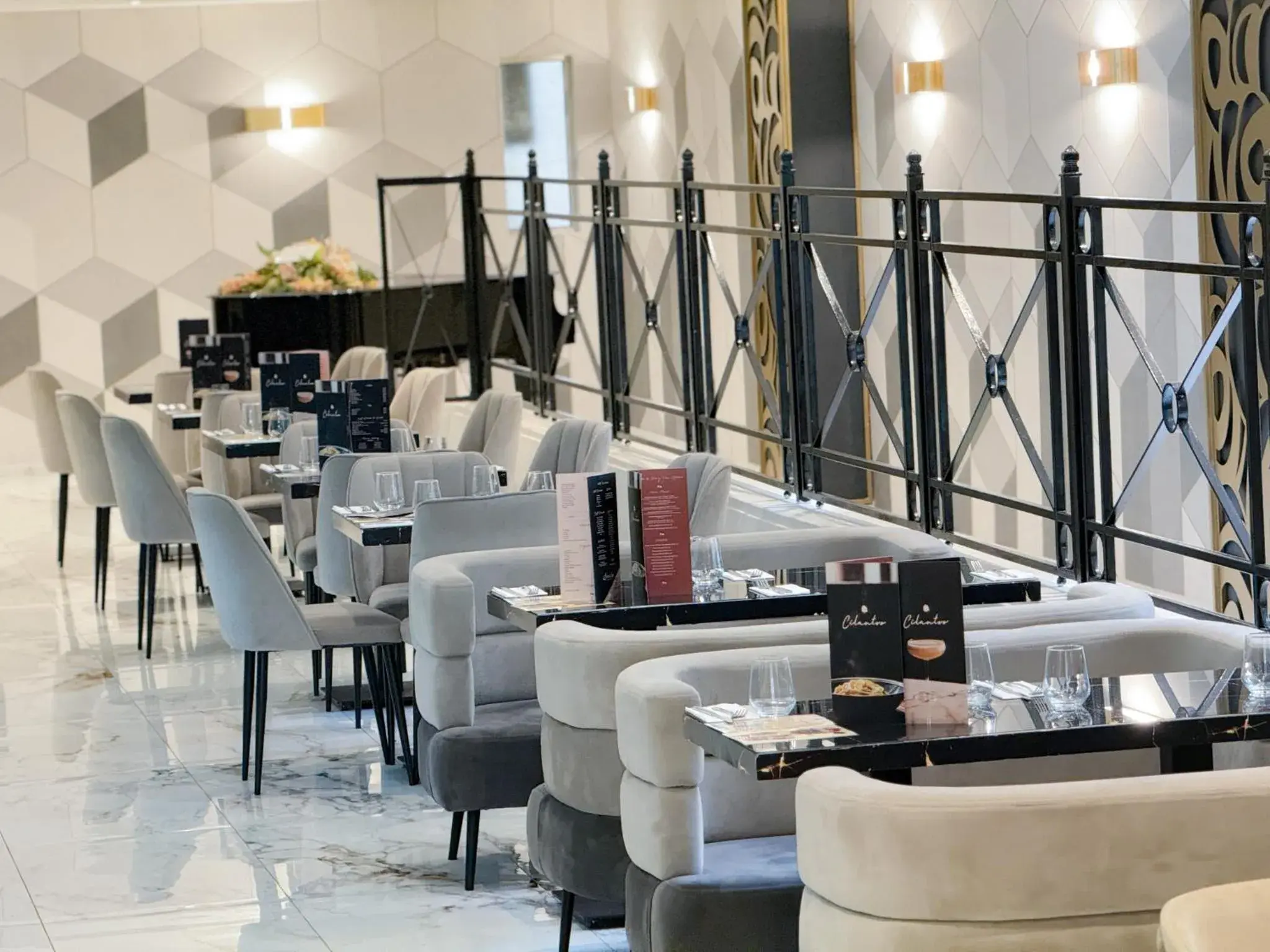 Restaurant/places to eat in Soreda Hotel Restaurant/places to eat in Soreda Hotel