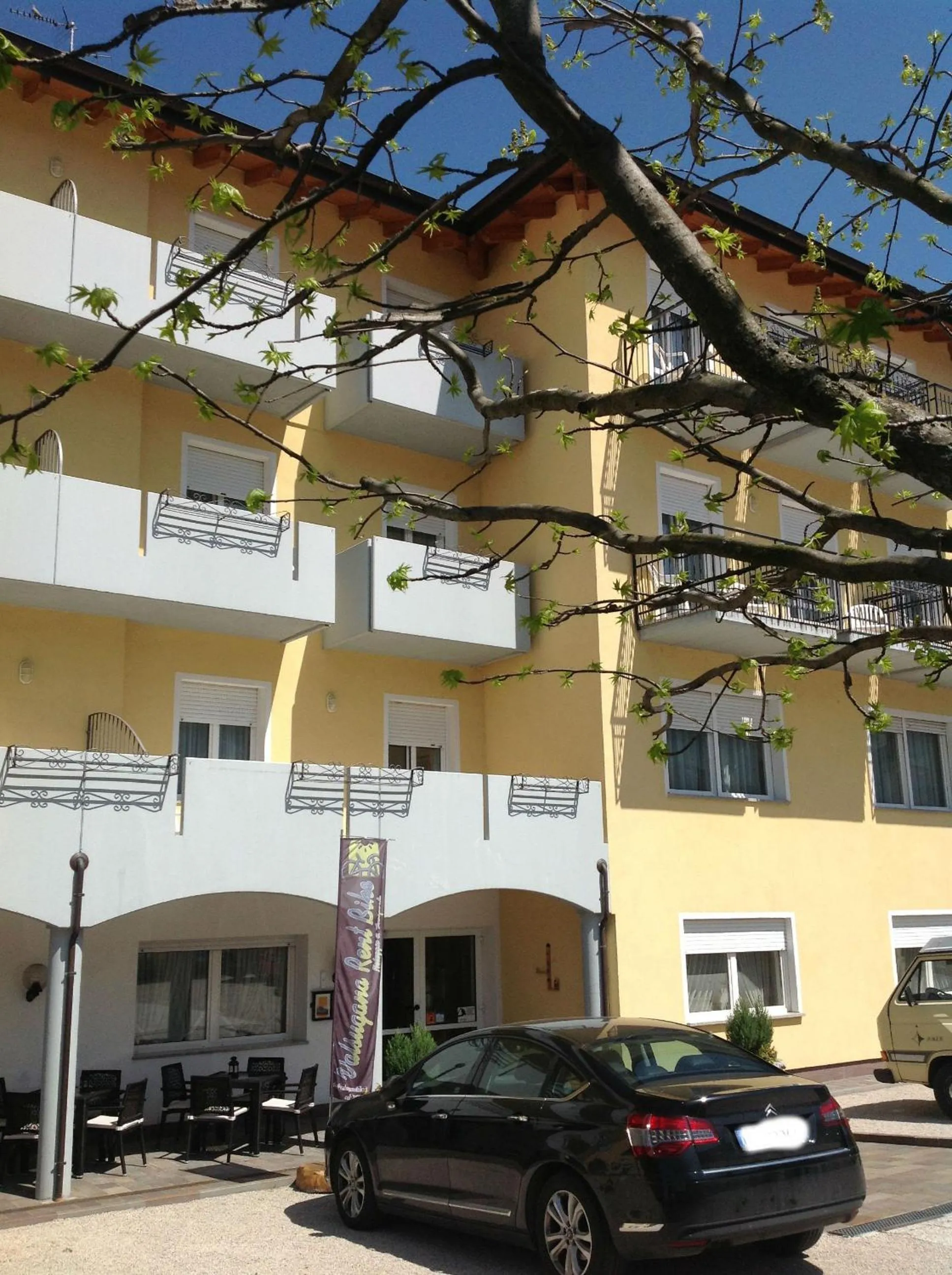 Facade/entrance in Hotel Daniela
