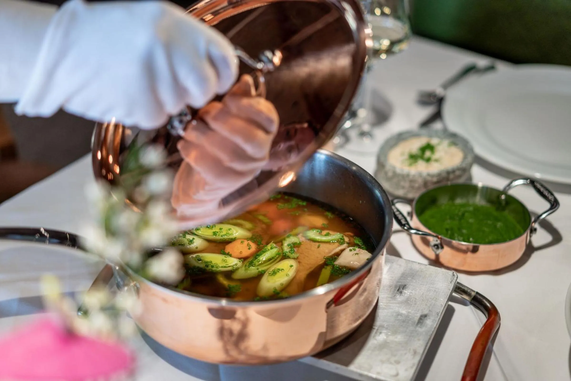 Restaurant/places to eat in Natur-&Alpinhotel Post