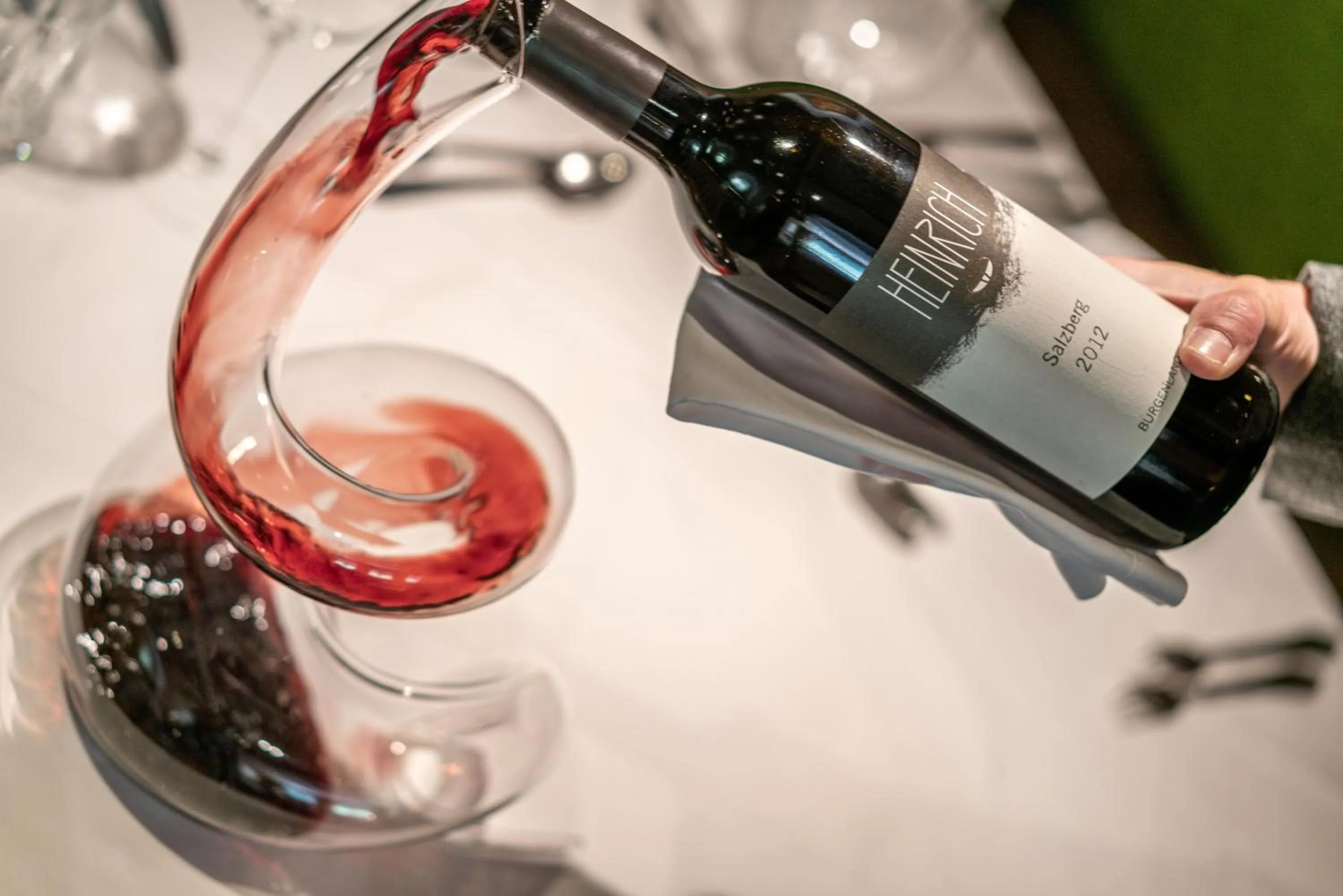 Restaurant/places to eat in Natur-&Alpinhotel Post