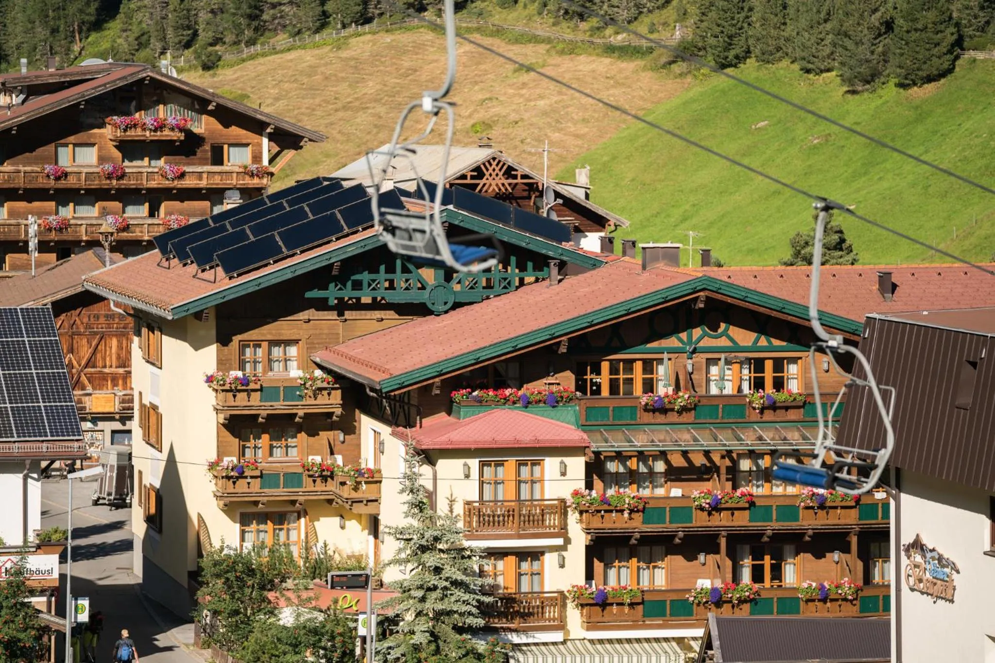 Property building in Natur & Alpinhotel Post