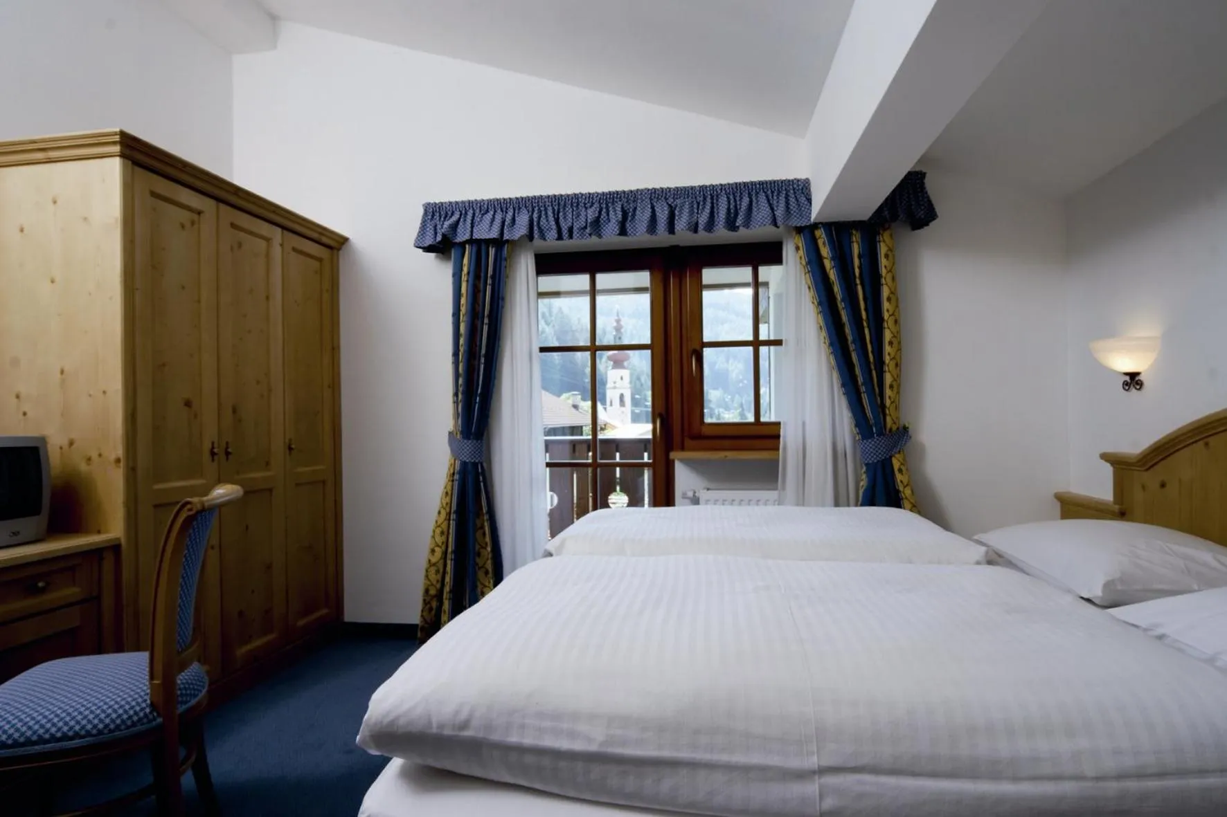 Decorative detail, Bed in Hotel Restaurant Schaurhof