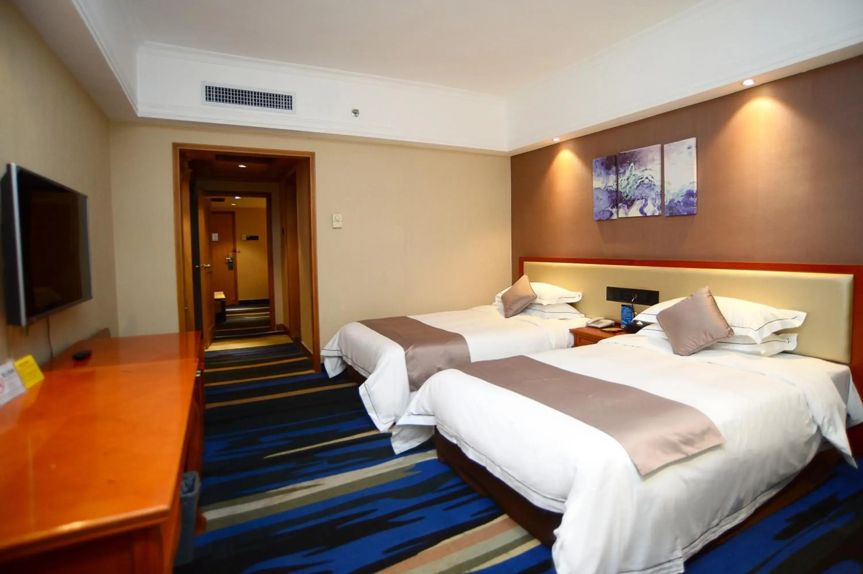 Bed in Shenzhen Kaili Hotel, Guomao Shopping Mall Bed in Shenzhen Kaili Hotel, Guomao Shopping Mall