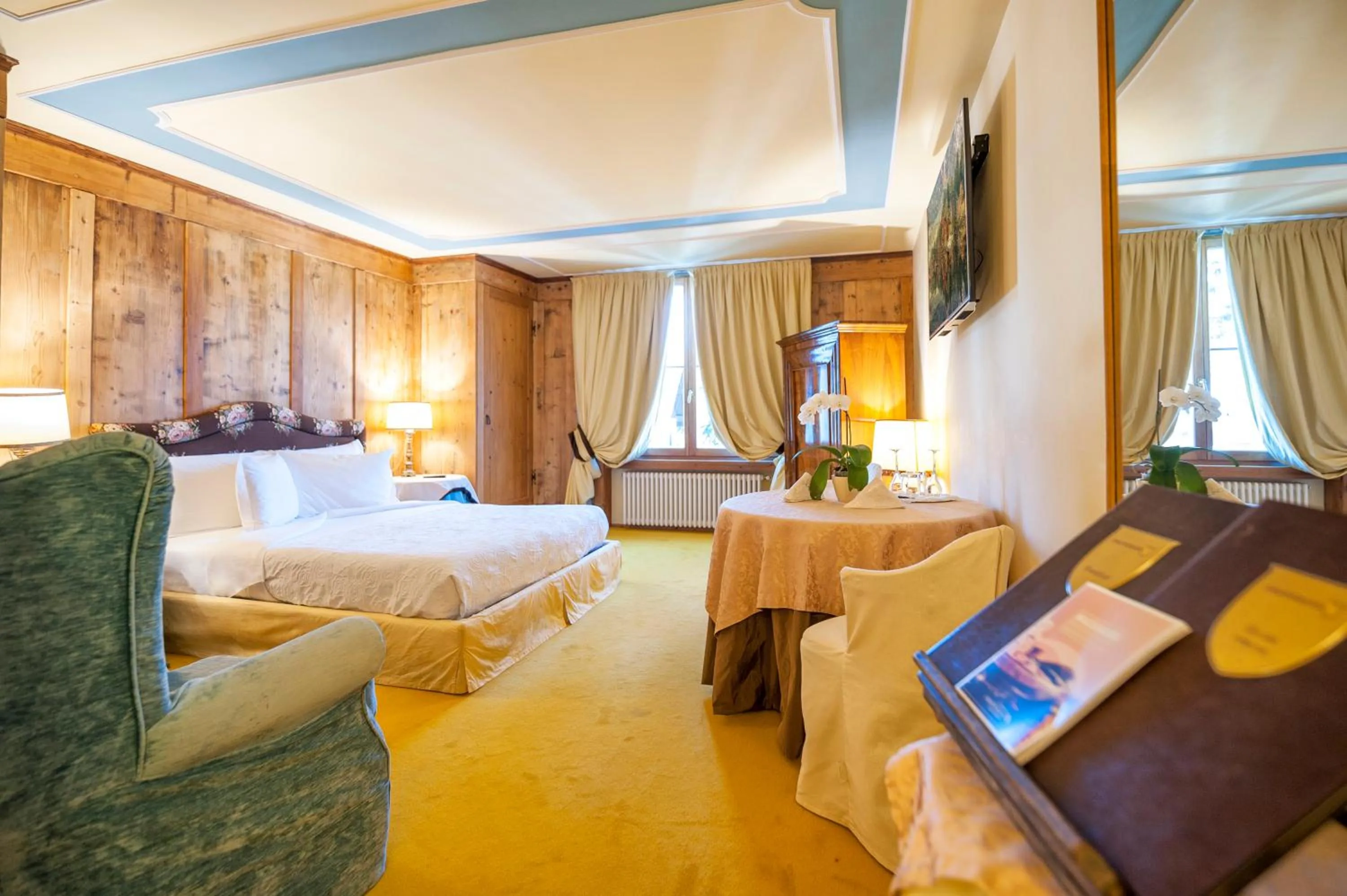 Photo of the whole room, Bed in Villa Orso Grigio