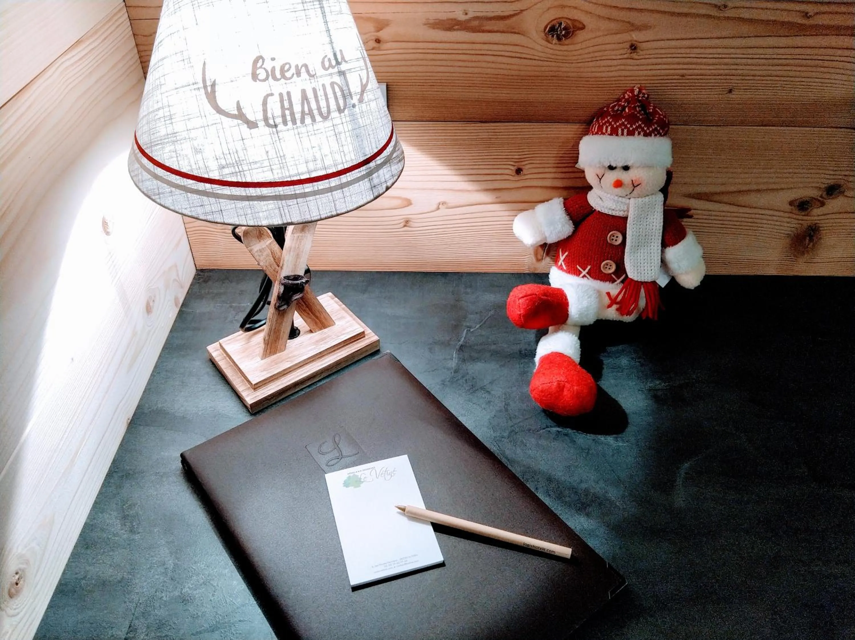 Logis Hôtel Le Vétiné