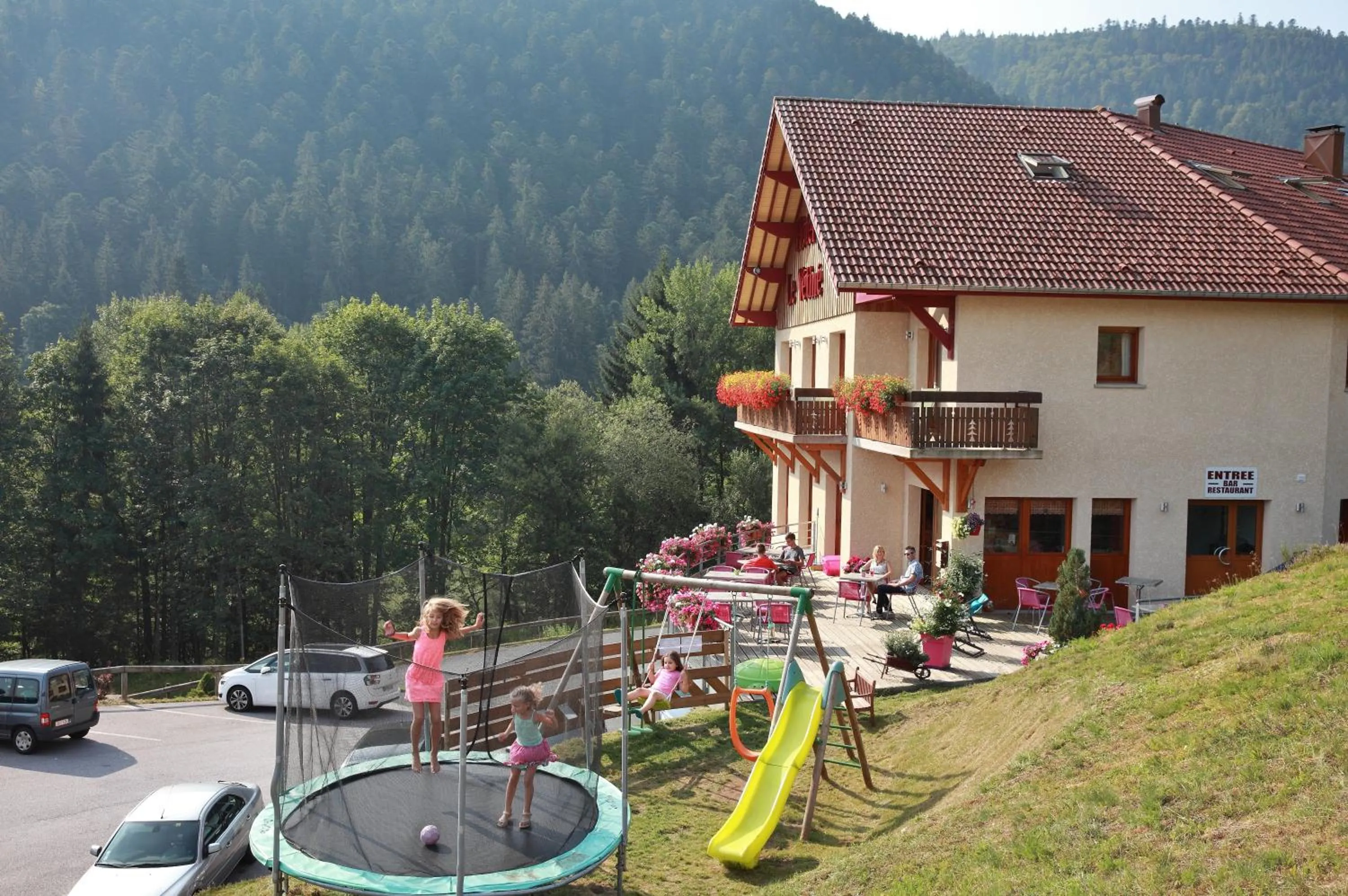 Children play ground in Logis Hôtel Le Vétiné