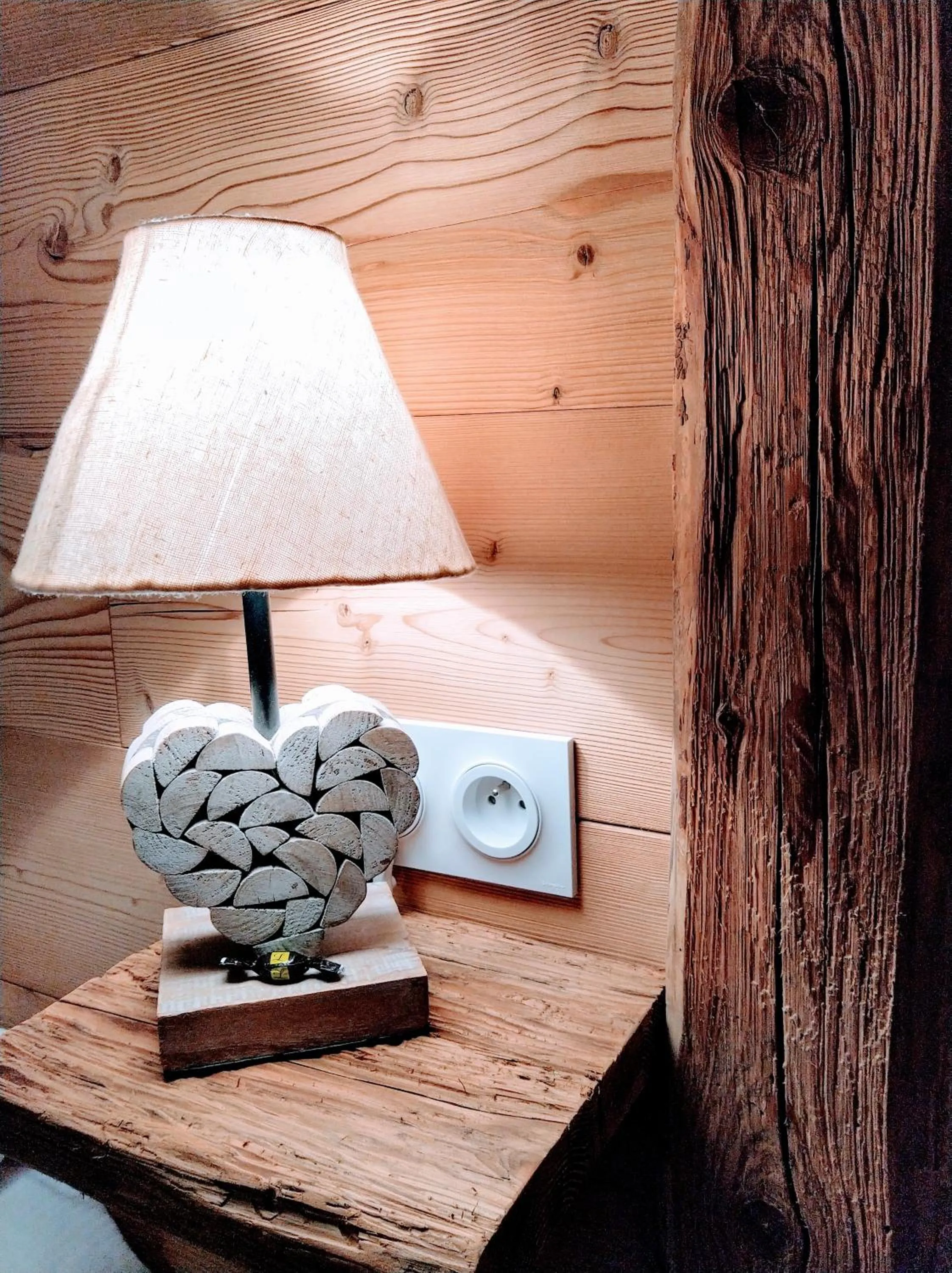 Logis Hôtel Le Vétiné