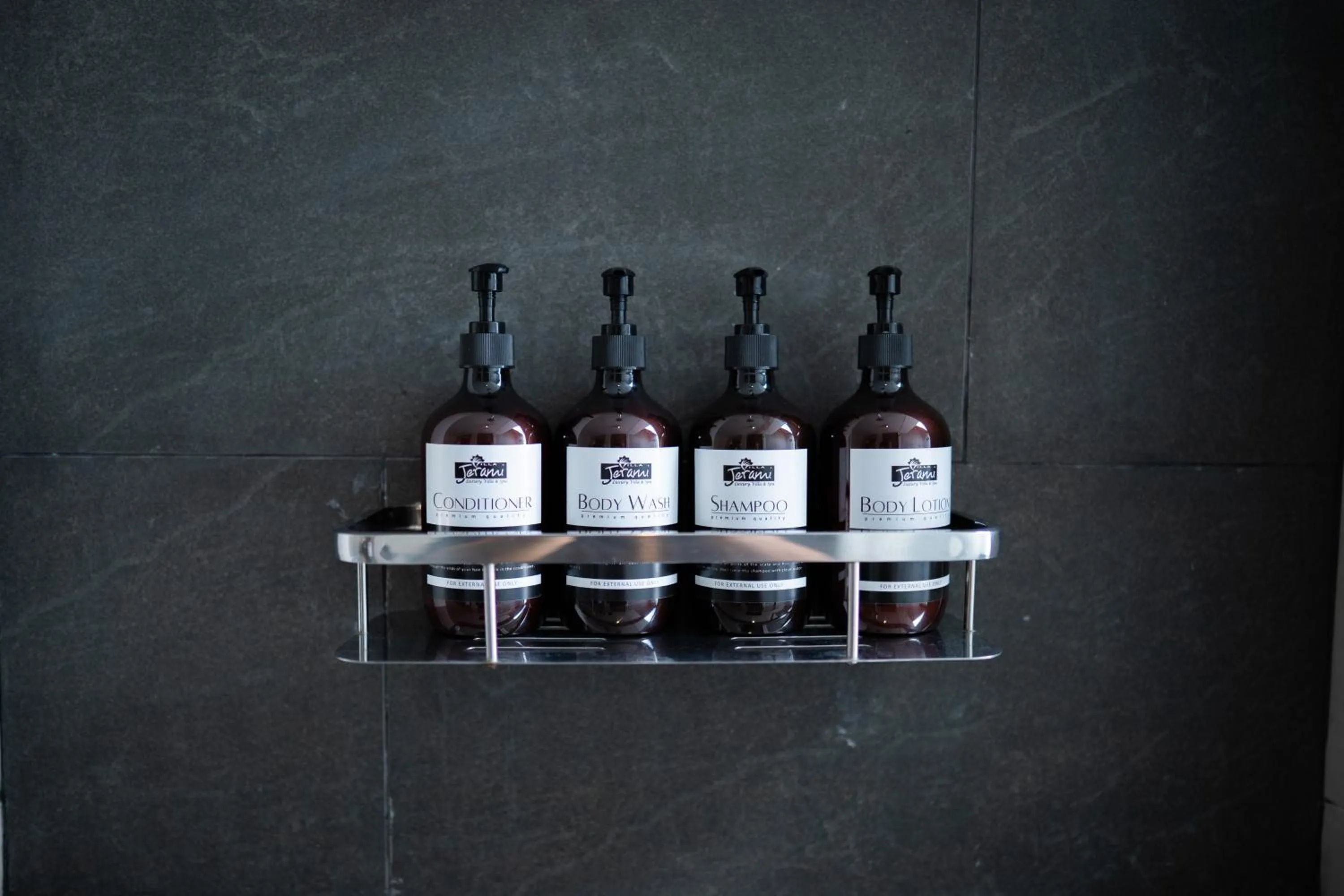 Bathroom in Villa Jerami & Spa