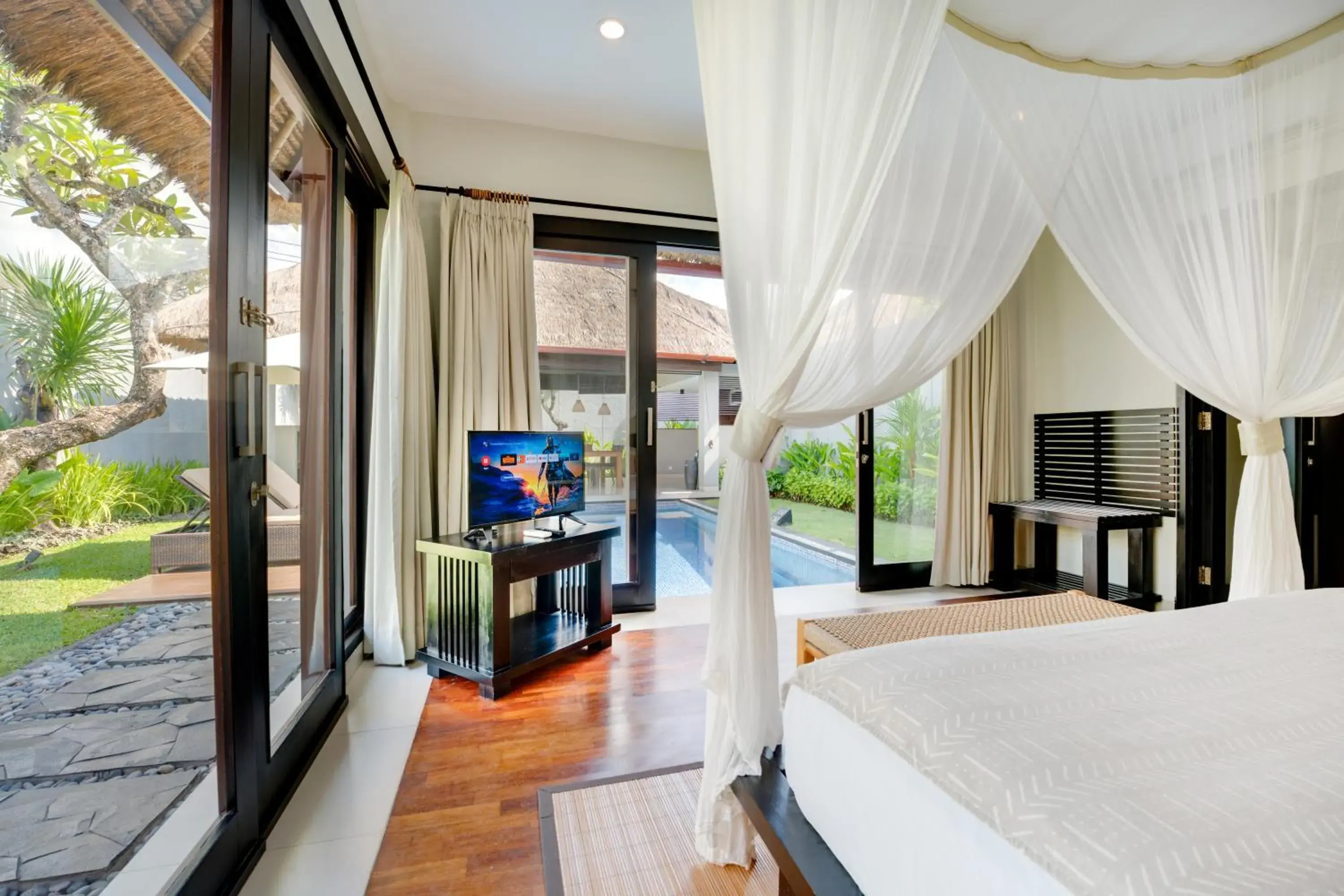 Communal lounge/ TV room, Bed in Villa Jerami & Spa Communal lounge/ TV room, Bed in Villa Jerami & Spa