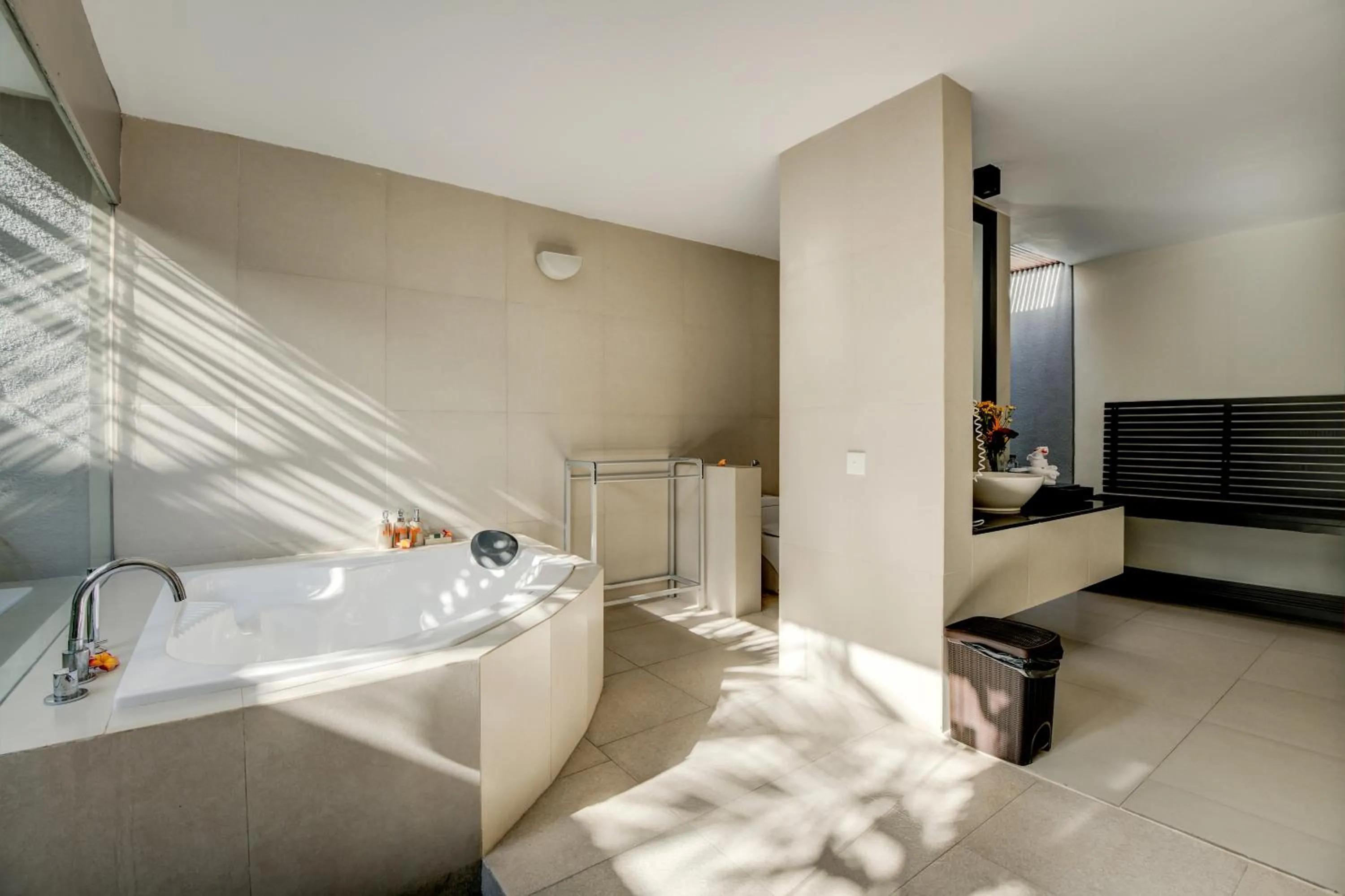 Toilet in Villa Jerami & Spa