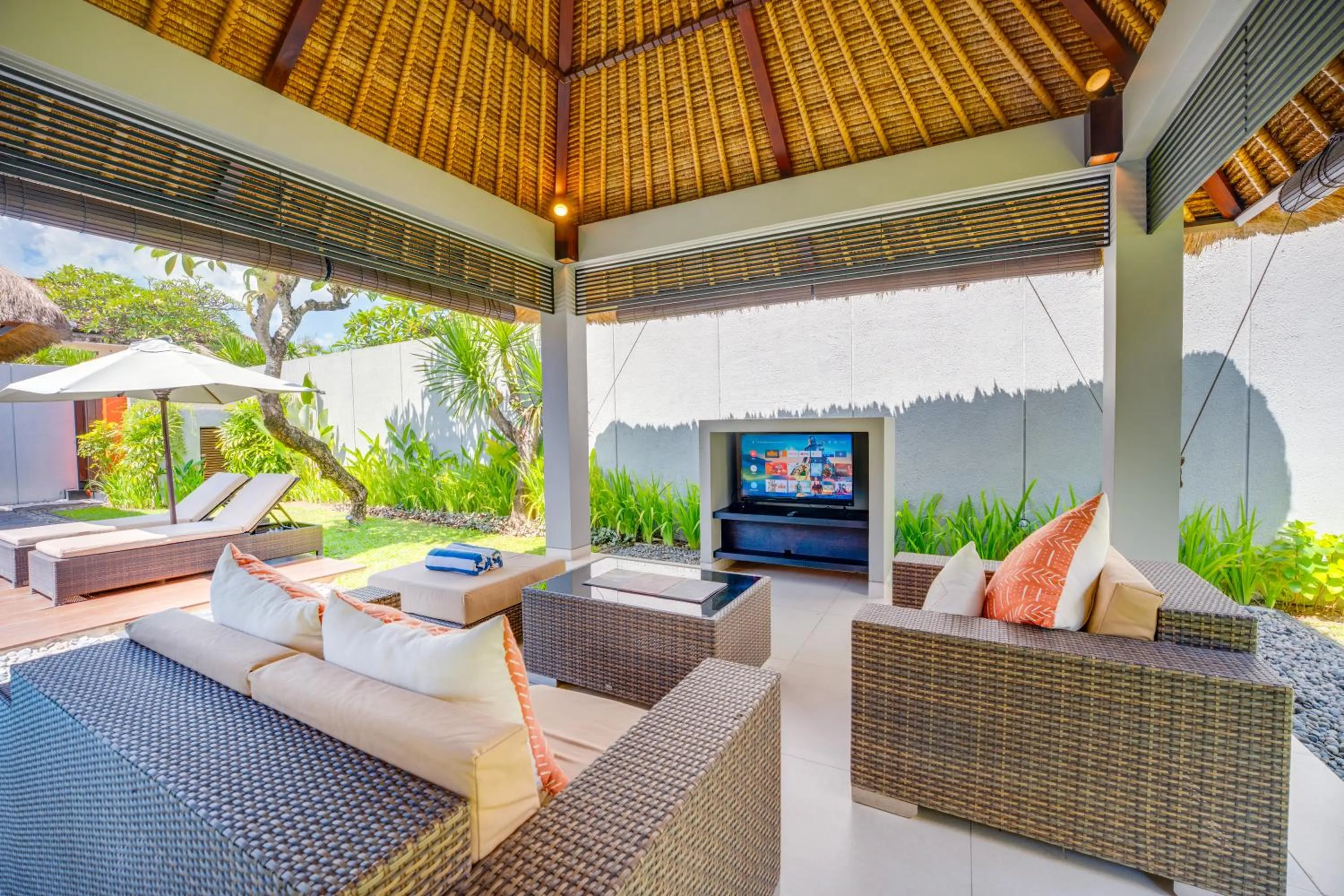 Property building in Villa Jerami & Spa