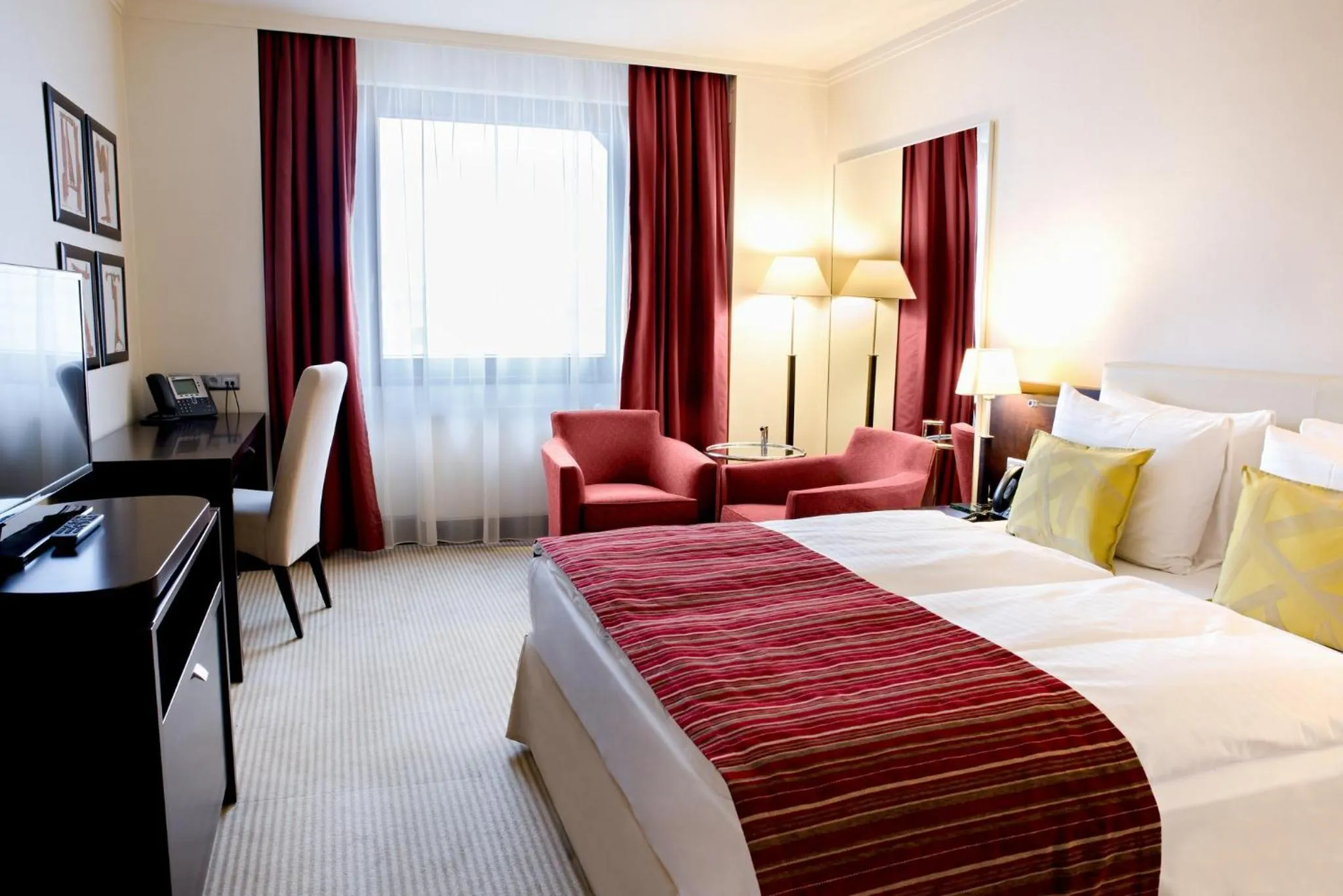 Photo of the whole room, Bed in Crowne Plaza Bratislava by IHG