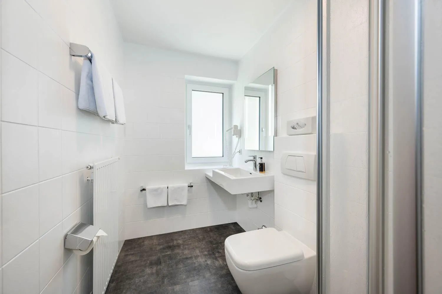 Bathroom in Hotel Ganslhof - Adults only