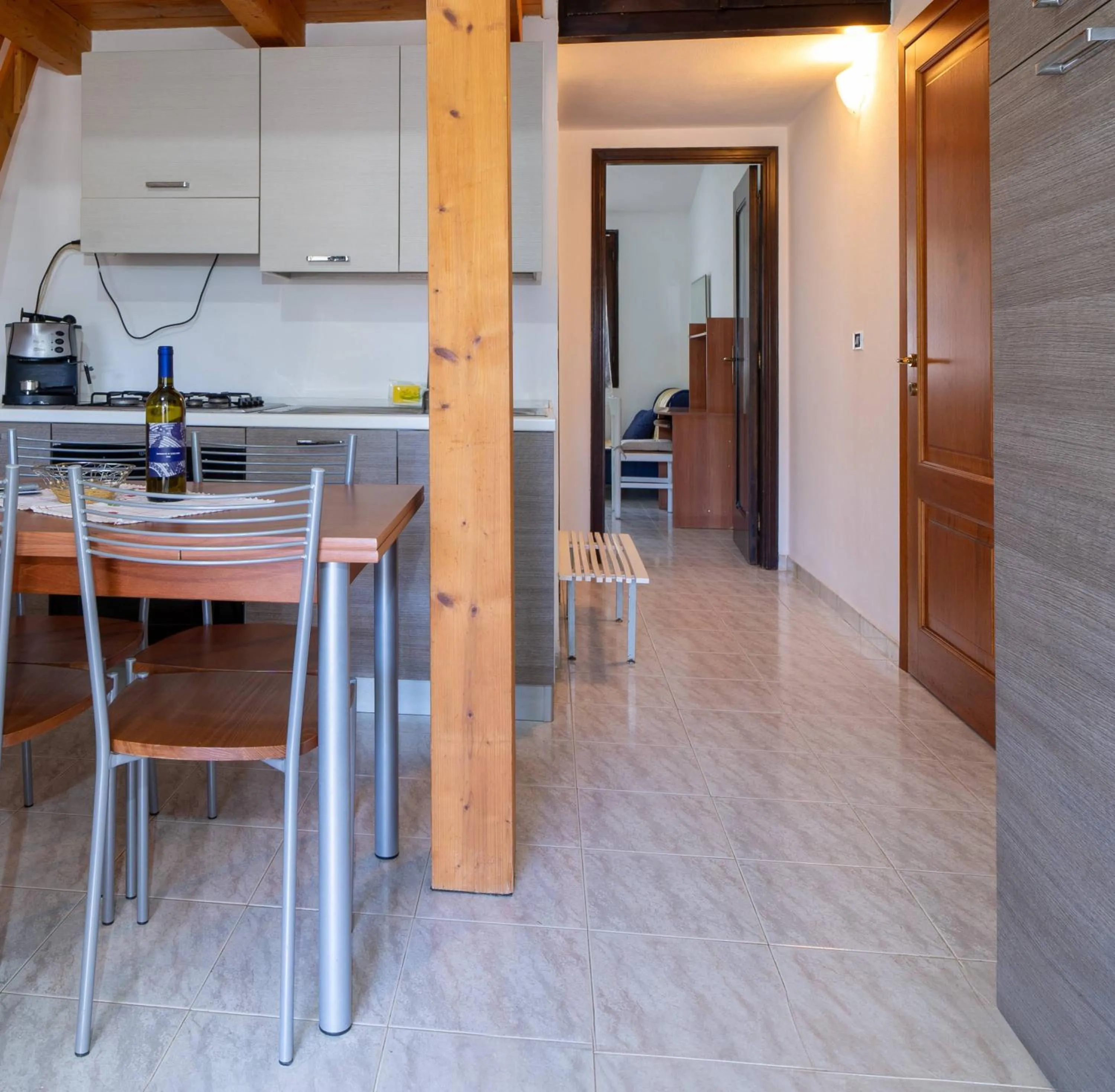 Kitchen or kitchenette in Casa Vacanze Cala Sapone