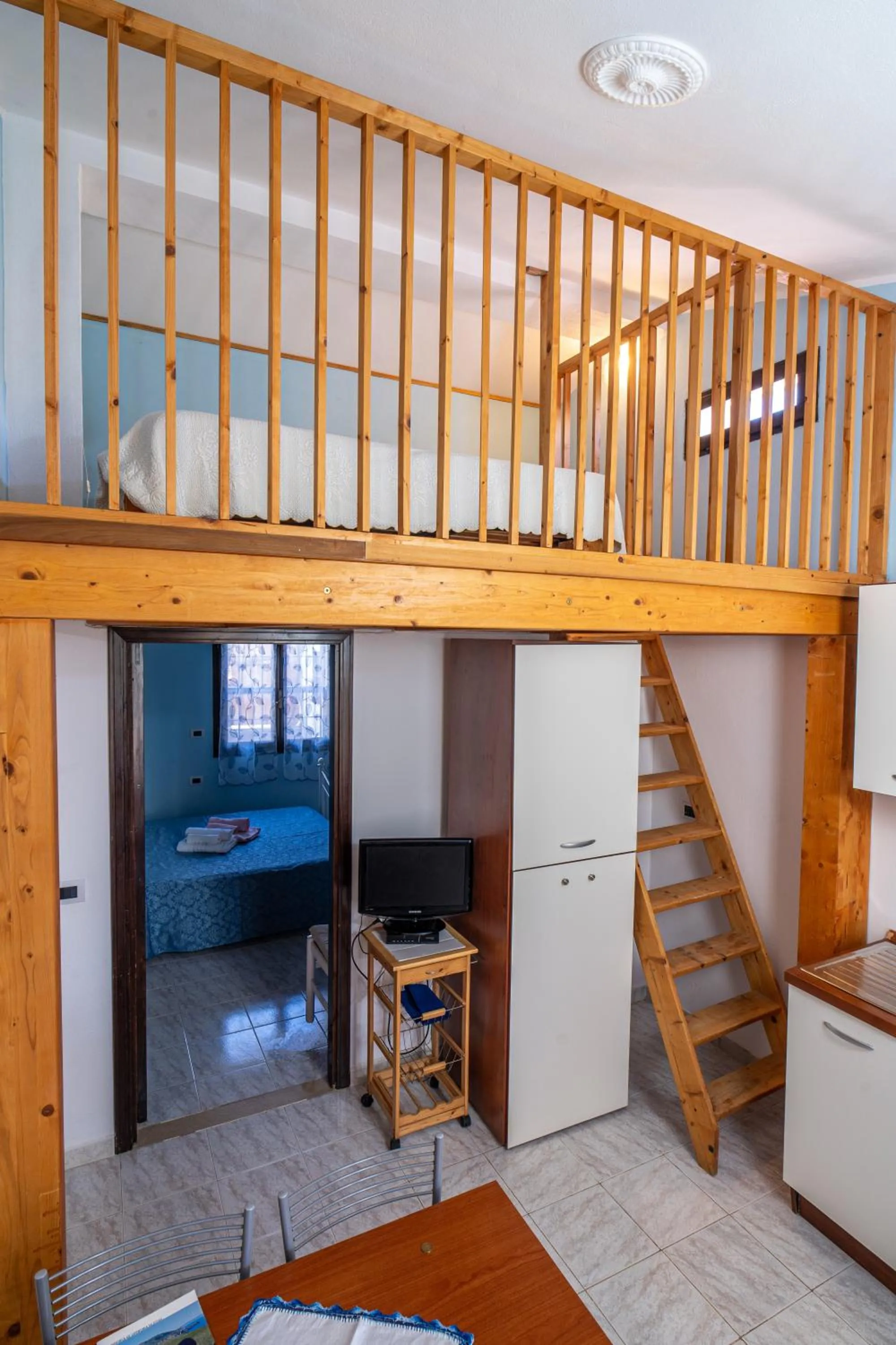 Kitchen or kitchenette in Casa Vacanze Cala Sapone