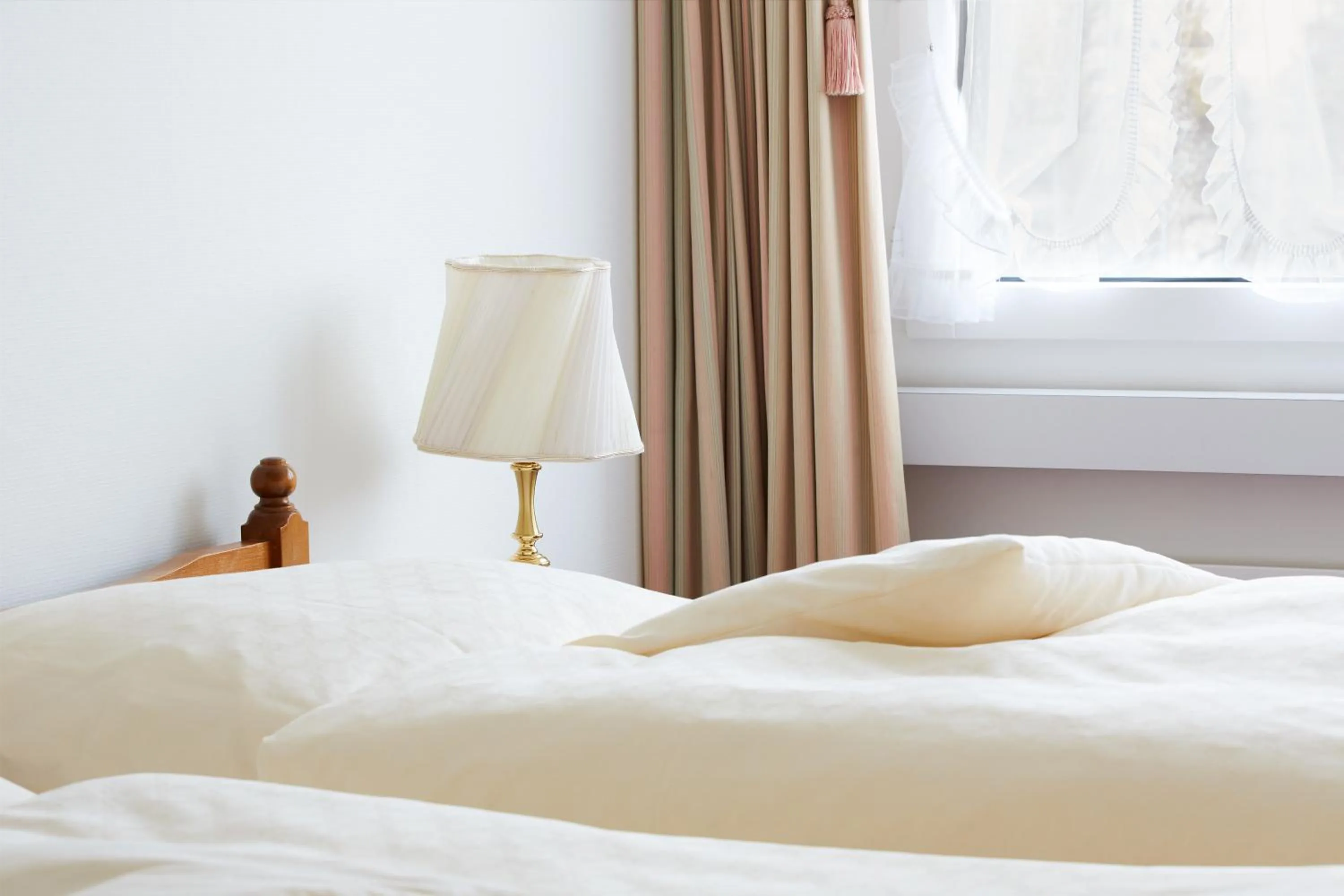 Bed in Hotel & Spezialitätenrestaurant zur Linde