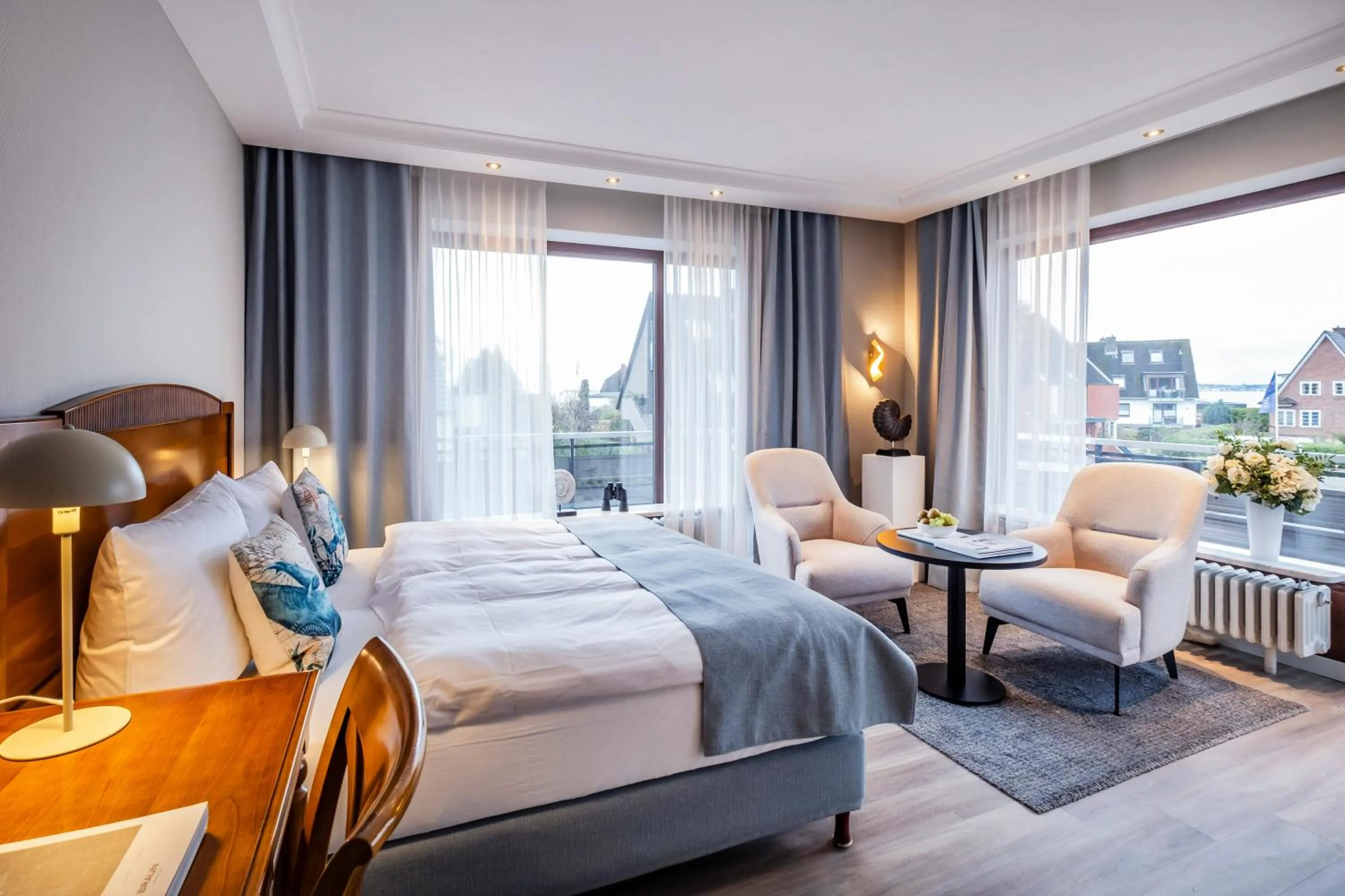 Photo of the whole room, Bed in Büngers Apartment-Hotel mit Gartensauna - modern, gemütlich und strandnah