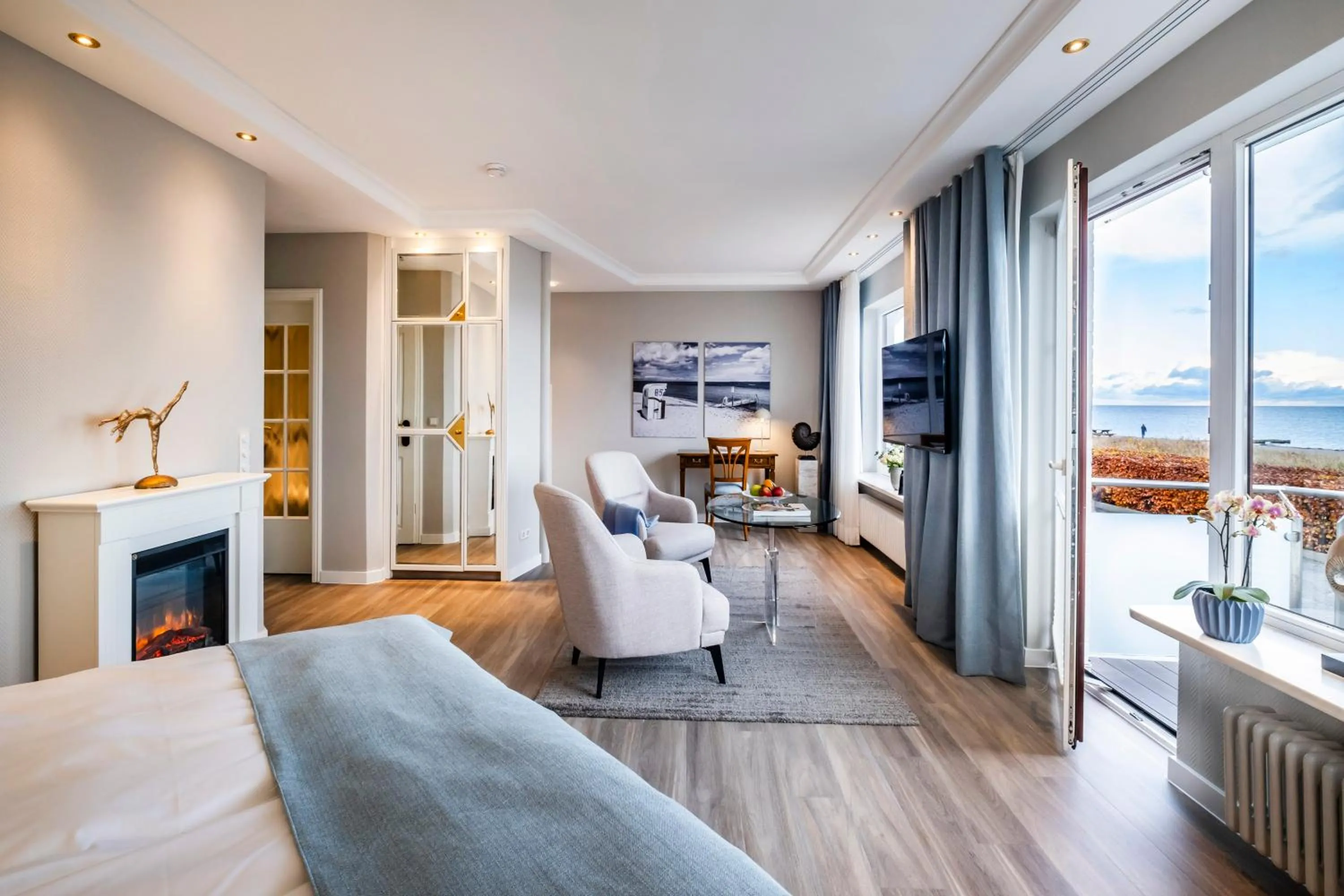 Photo of the whole room in Büngers Apartment-Hotel mit Gartensauna - modern, gemütlich und strandnah