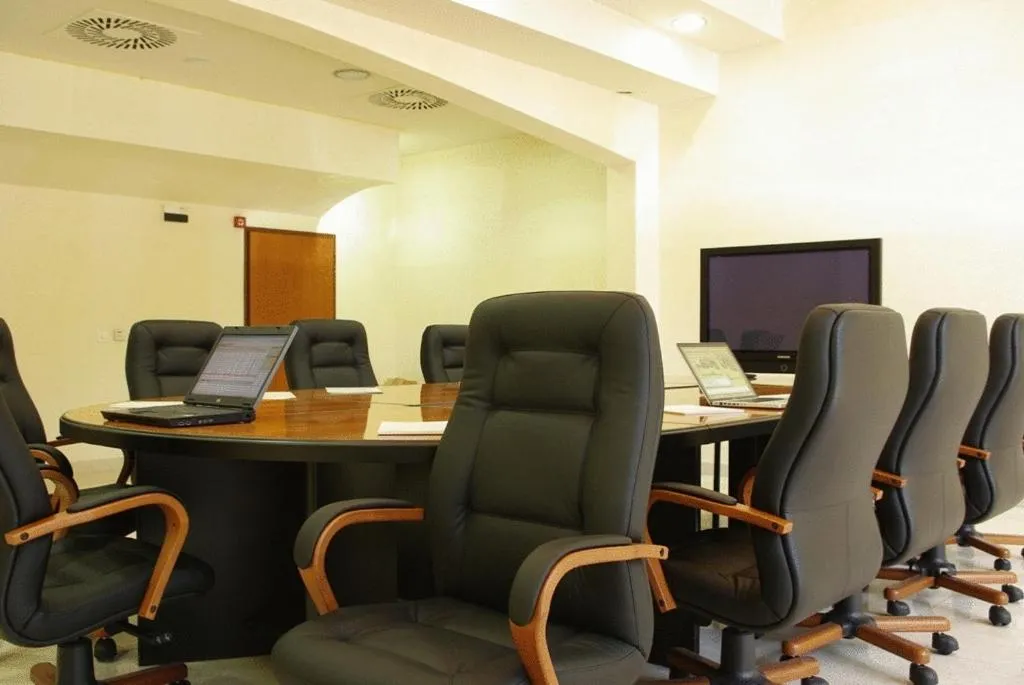 Business facilities in Hotel Villa Vera