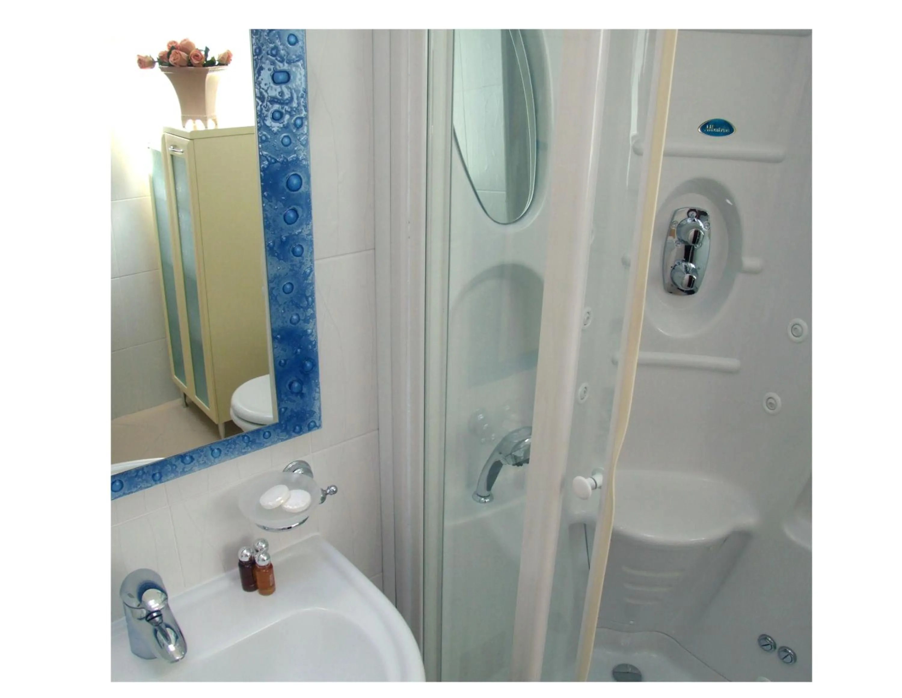 Bathroom in Hotel Villa Vera