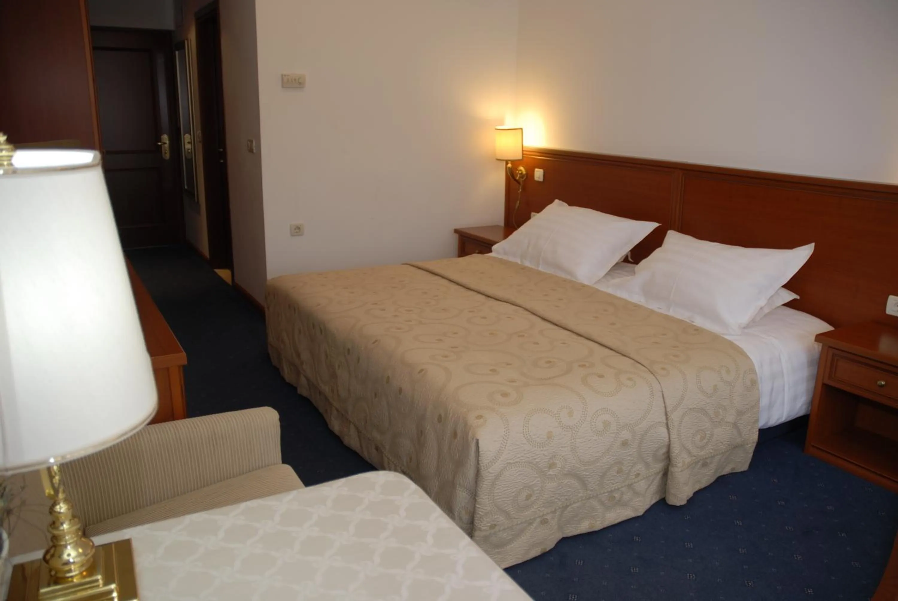 Photo of the whole room, Bed in Hotel Villa Vera