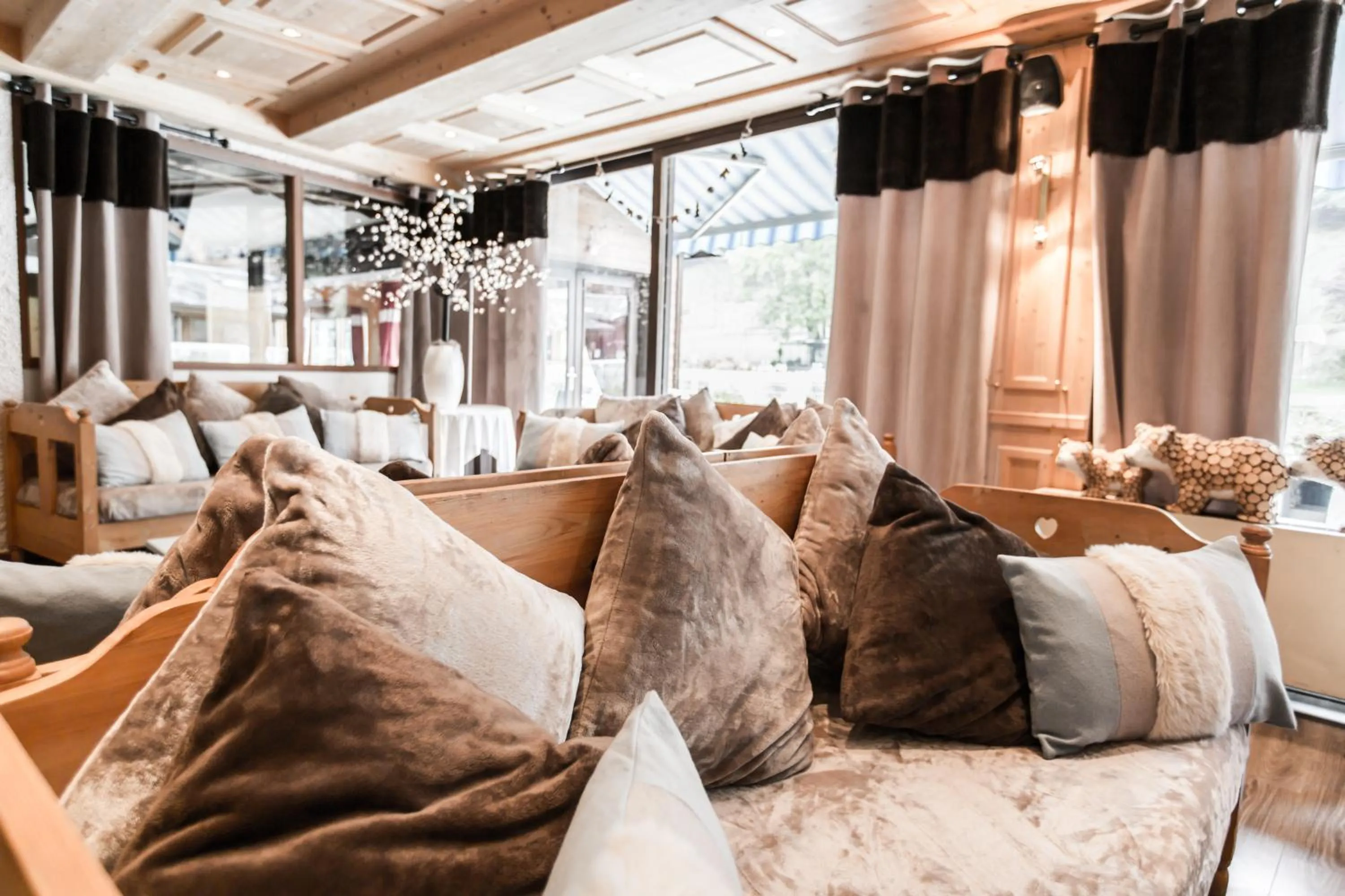 Lounge or bar in Hotel Club Le Crêt