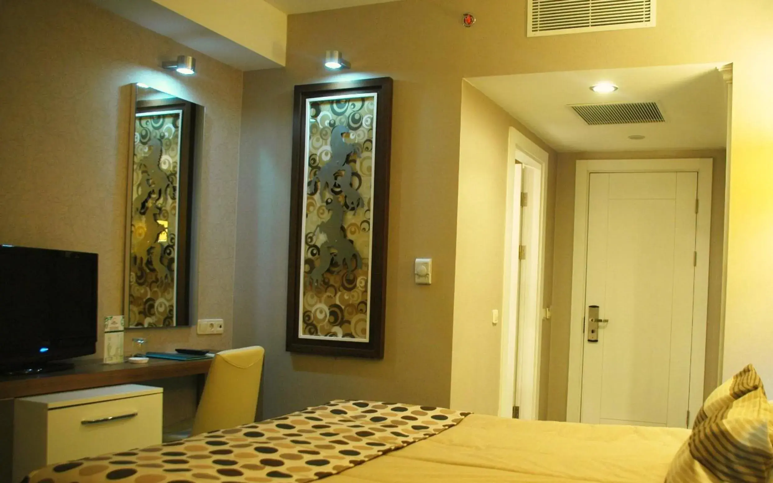 Standard Single Room in Alba Hotel Standard Single Room in Alba Hotel